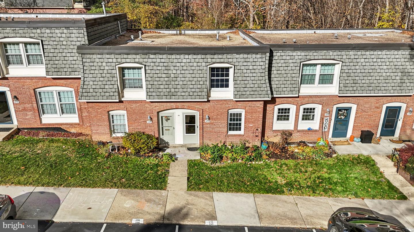 5912 MINUTEMEN RD #295, SPRINGFIELD, Virginia 22152, 2 Bedrooms Bedrooms, ,1 BathroomBathrooms,Residential,For sale,5912 MINUTEMEN RD #295,VAFX2278950 MLS # VAFX2278950 5912 MINUTEMEN RD #295, SPRINGFIELD, Virginia 22152, 2 Bedrooms Bedrooms, ,1 BathroomBathrooms,Residential,For sale,5912 MINUTEMEN RD #295,VAFX2278950 MLS # VAFX2278950