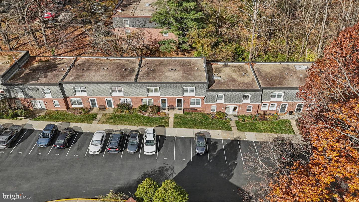 5912 MINUTEMEN RD #295, SPRINGFIELD, Virginia 22152, 2 Bedrooms Bedrooms, ,1 BathroomBathrooms,Residential,For sale,5912 MINUTEMEN RD #295,VAFX2278950 MLS # VAFX2278950 5912 MINUTEMEN RD #295, SPRINGFIELD, Virginia 22152, 2 Bedrooms Bedrooms, ,1 BathroomBathrooms,Residential,For sale,5912 MINUTEMEN RD #295,VAFX2278950 MLS # VAFX2278950