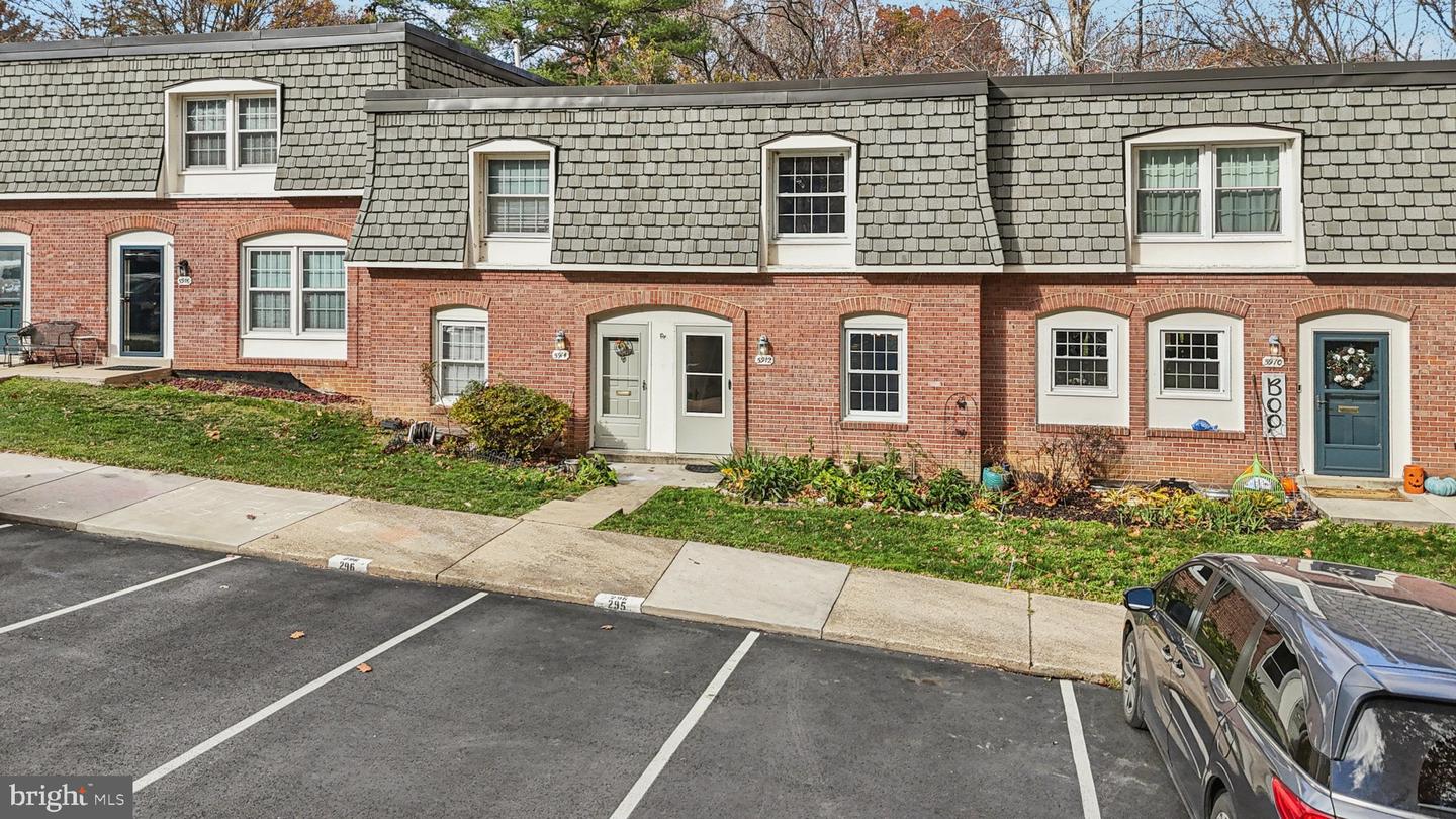 5912 MINUTEMEN RD #295, SPRINGFIELD, Virginia 22152, 2 Bedrooms Bedrooms, ,1 BathroomBathrooms,Residential,For sale,5912 MINUTEMEN RD #295,VAFX2278950 MLS # VAFX2278950 5912 MINUTEMEN RD #295, SPRINGFIELD, Virginia 22152, 2 Bedrooms Bedrooms, ,1 BathroomBathrooms,Residential,For sale,5912 MINUTEMEN RD #295,VAFX2278950 MLS # VAFX2278950