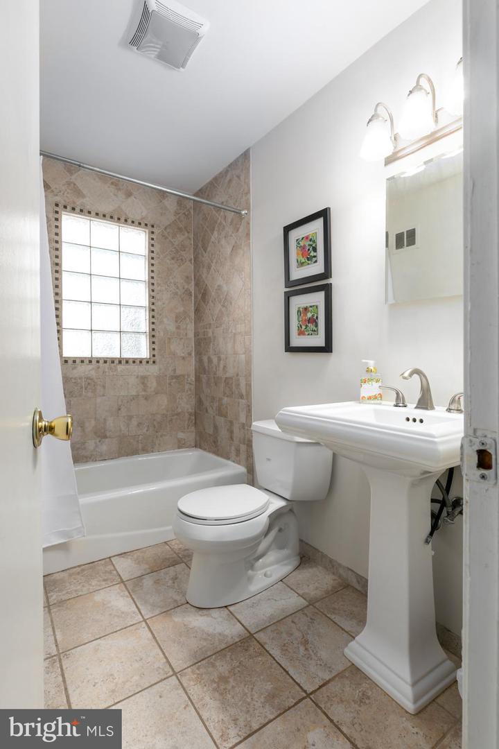 1104 TUCKAHOE LN, ALEXANDRIA, Virginia 22302, 3 Bedrooms Bedrooms, ,2 BathroomsBathrooms,Residential,For sale,1104 TUCKAHOE LN,VAAX2051780 MLS # VAAX2051780 1104 TUCKAHOE LN, ALEXANDRIA, Virginia 22302, 3 Bedrooms Bedrooms, ,2 BathroomsBathrooms,Residential,For sale,1104 TUCKAHOE LN,VAAX2051780 MLS # VAAX2051780