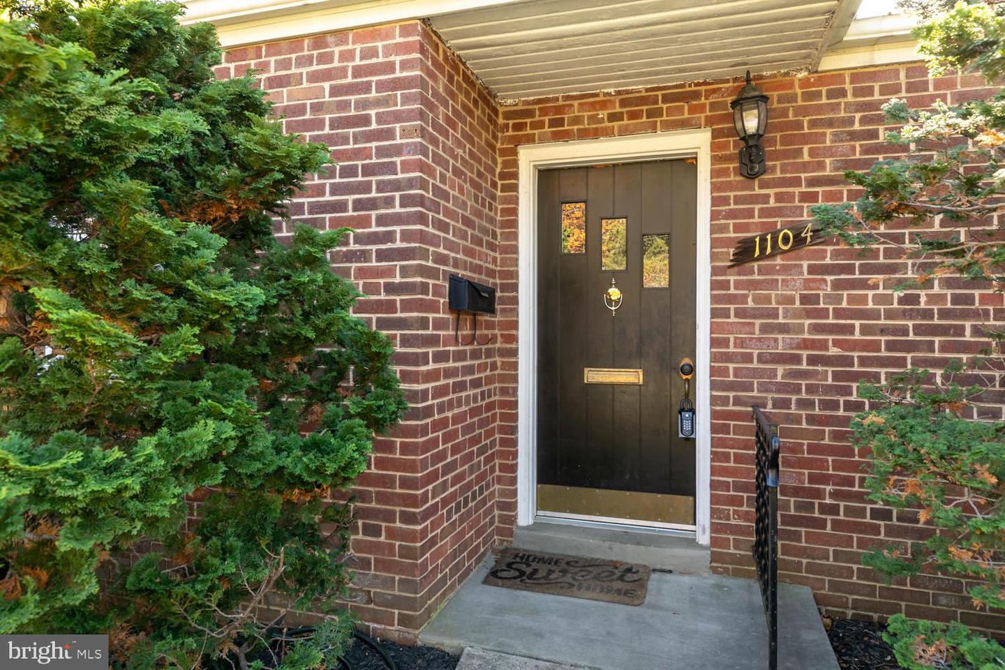 1104 TUCKAHOE LN, ALEXANDRIA, Virginia 22302, 3 Bedrooms Bedrooms, ,2 BathroomsBathrooms,Residential,For sale,1104 TUCKAHOE LN,VAAX2051780 MLS # VAAX2051780 1104 TUCKAHOE LN, ALEXANDRIA, Virginia 22302, 3 Bedrooms Bedrooms, ,2 BathroomsBathrooms,Residential,For sale,1104 TUCKAHOE LN,VAAX2051780 MLS # VAAX2051780
