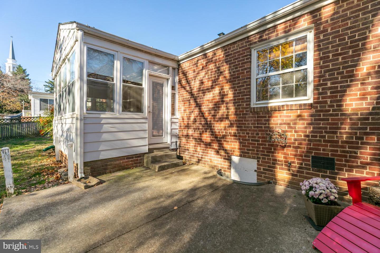 1104 TUCKAHOE LN, ALEXANDRIA, Virginia 22302, 3 Bedrooms Bedrooms, ,2 BathroomsBathrooms,Residential,For sale,1104 TUCKAHOE LN,VAAX2051780 MLS # VAAX2051780 1104 TUCKAHOE LN, ALEXANDRIA, Virginia 22302, 3 Bedrooms Bedrooms, ,2 BathroomsBathrooms,Residential,For sale,1104 TUCKAHOE LN,VAAX2051780 MLS # VAAX2051780