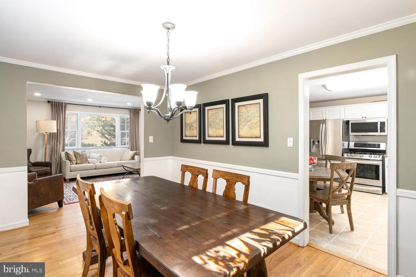 1104 TUCKAHOE LN, ALEXANDRIA, Virginia 22302, 3 Bedrooms Bedrooms, ,2 BathroomsBathrooms,Residential,For sale,1104 TUCKAHOE LN,VAAX2051780 MLS # VAAX2051780 1104 TUCKAHOE LN, ALEXANDRIA, Virginia 22302, 3 Bedrooms Bedrooms, ,2 BathroomsBathrooms,Residential,For sale,1104 TUCKAHOE LN,VAAX2051780 MLS # VAAX2051780