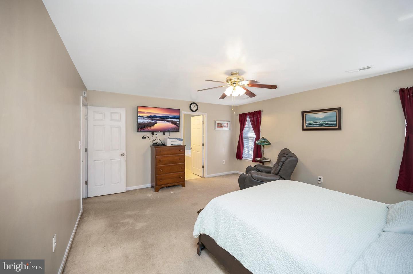 9406 BRAKEN CT, FREDERICKSBURG, Virginia 22408, 4 Bedrooms Bedrooms, ,3 BathroomsBathrooms,Residential,For sale,9406 BRAKEN CT,VASP2037562 MLS # VASP2037562 9406 BRAKEN CT, FREDERICKSBURG, Virginia 22408, 4 Bedrooms Bedrooms, ,3 BathroomsBathrooms,Residential,For sale,9406 BRAKEN CT,VASP2037562 MLS # VASP2037562