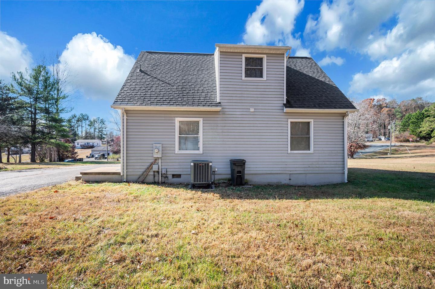 9577 ROYS LN, CULPEPER, Virginia 22701, 4 Bedrooms Bedrooms, ,2 BathroomsBathrooms,Residential,For sale,9577 ROYS LN,VACU2012064 MLS # VACU2012064