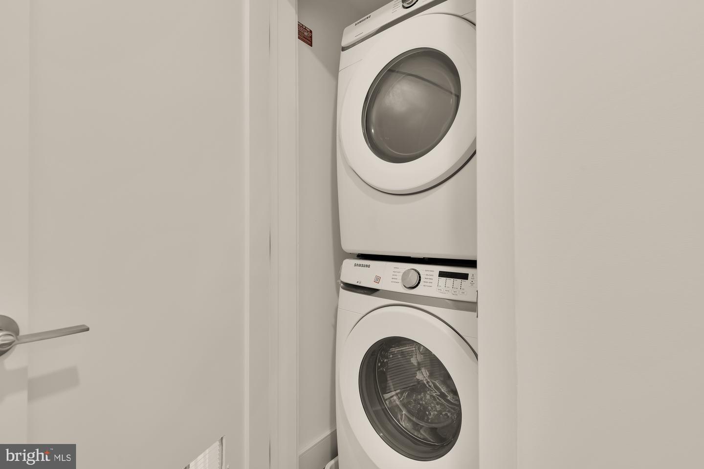 1810 CENTRAL PL NE #1, WASHINGTON, District Of Columbia 20002, 4 Bedrooms Bedrooms, ,4 BathroomsBathrooms,Residential,For sale,1810 CENTRAL PL NE #1,DCDC2231618 MLS # DCDC2231618 1810 CENTRAL PL NE #1, WASHINGTON, District Of Columbia 20002, 4 Bedrooms Bedrooms, ,4 BathroomsBathrooms,Residential,For sale,1810 CENTRAL PL NE #1,DCDC2231618 MLS # DCDC2231618