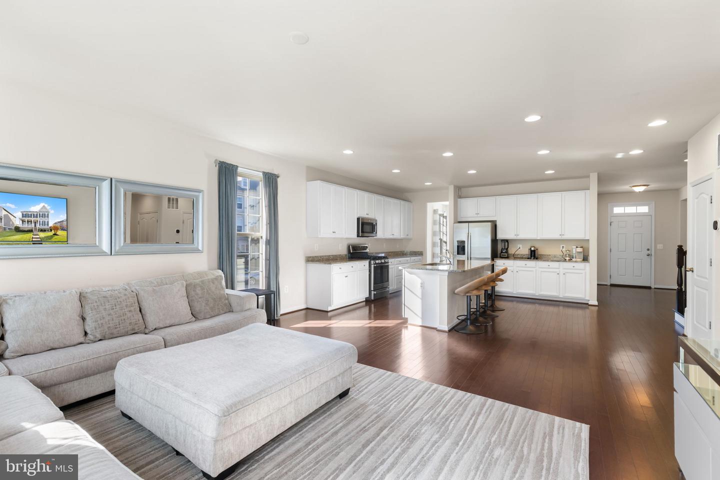 220 ALMOND DR, STAFFORD, Virginia 22554, 5 Bedrooms Bedrooms, ,3 BathroomsBathrooms,Residential,For sale,220 ALMOND DR,VAST2044202 MLS # VAST2044202 220 ALMOND DR, STAFFORD, Virginia 22554, 5 Bedrooms Bedrooms, ,3 BathroomsBathrooms,Residential,For sale,220 ALMOND DR,VAST2044202 MLS # VAST2044202