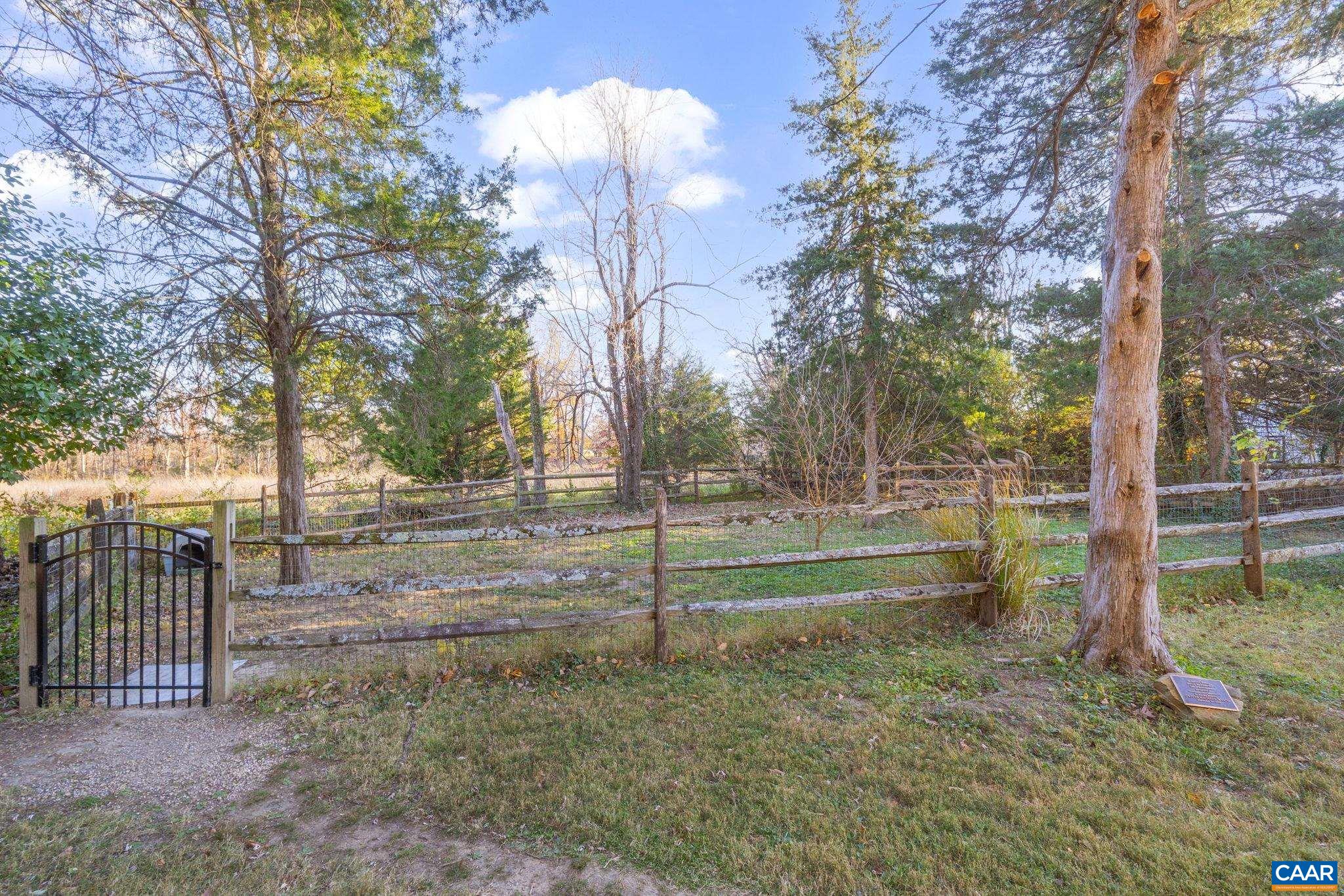 5905 WESTON LN, CROZET, Virginia 22932, 4 Bedrooms Bedrooms, ,2 BathroomsBathrooms,Residential,5905 WESTON LN,671028 MLS # 671028 5905 WESTON LN, CROZET, Virginia 22932, 4 Bedrooms Bedrooms, ,2 BathroomsBathrooms,Residential,5905 WESTON LN,671028 MLS # 671028