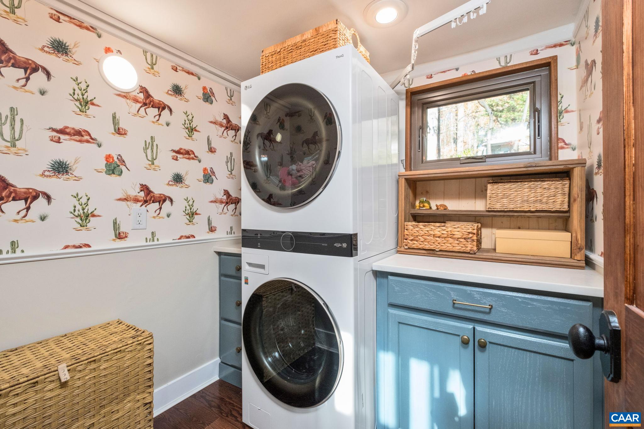 247 BLUE ROCK RDG, CHARLOTTESVILLE, Virginia 22903, 4 Bedrooms Bedrooms, ,3 BathroomsBathrooms,Residential,247 BLUE ROCK RDG,671144 MLS # 671144 247 BLUE ROCK RDG, CHARLOTTESVILLE, Virginia 22903, 4 Bedrooms Bedrooms, ,3 BathroomsBathrooms,Residential,247 BLUE ROCK RDG,671144 MLS # 671144