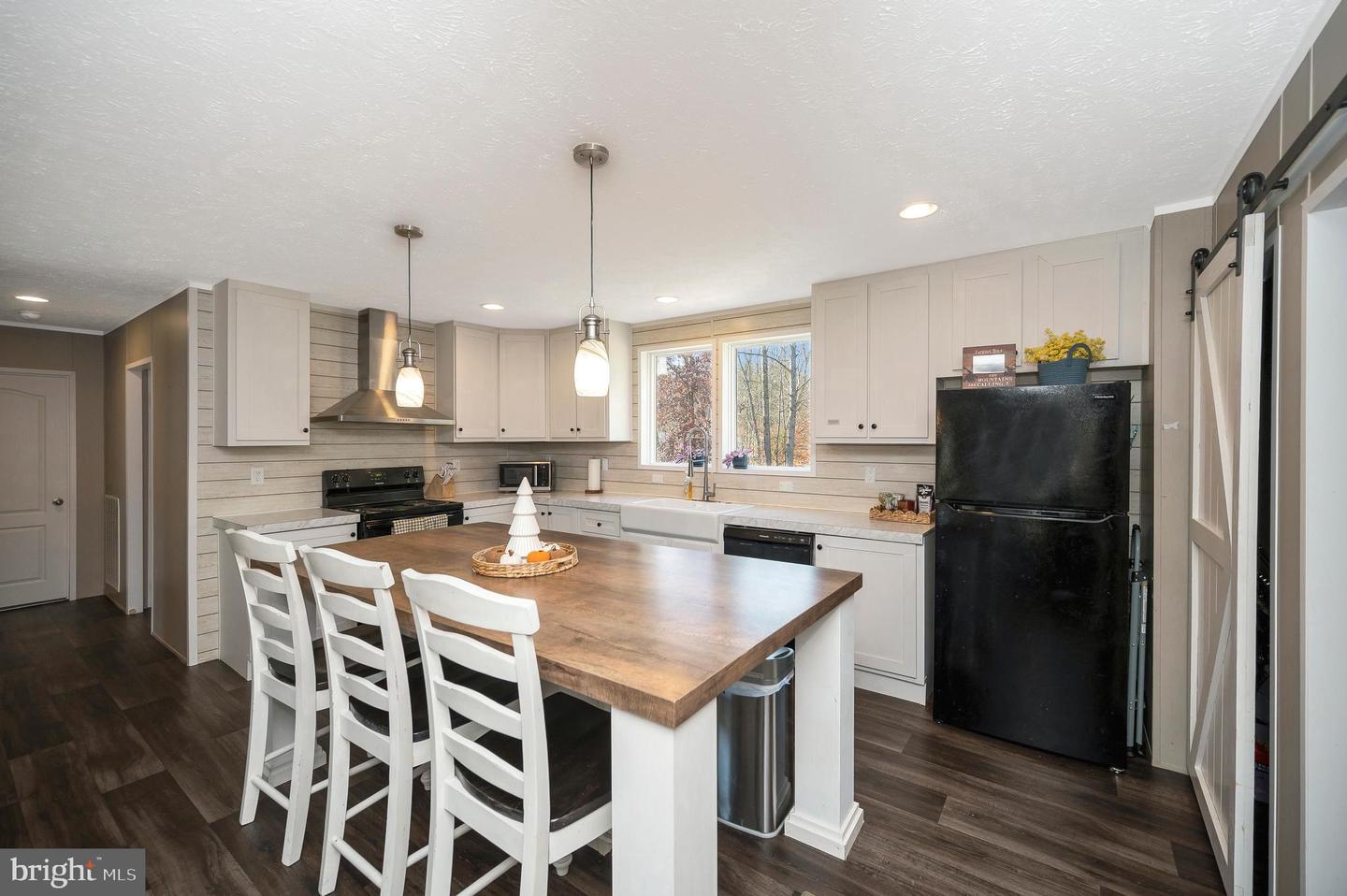 5120 BURR HILL RD, RHOADESVILLE, Virginia 22542, 3 Bedrooms Bedrooms, ,2 BathroomsBathrooms,Residential,For sale,5120 BURR HILL RD,VAOR2012792 MLS # VAOR2012792 5120 BURR HILL RD, RHOADESVILLE, Virginia 22542, 3 Bedrooms Bedrooms, ,2 BathroomsBathrooms,Residential,For sale,5120 BURR HILL RD,VAOR2012792 MLS # VAOR2012792