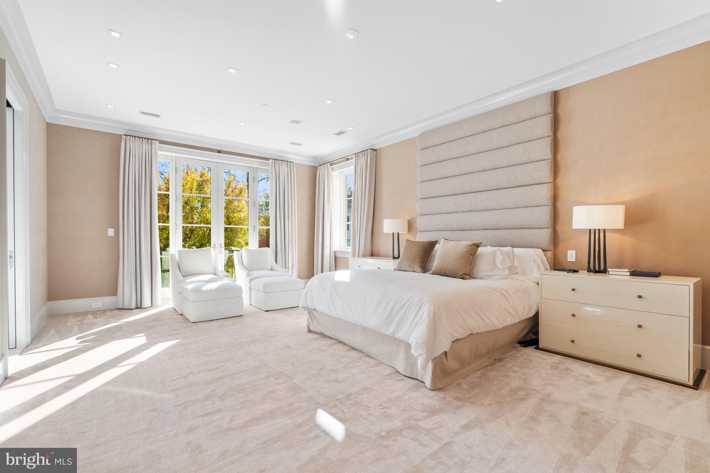 2109 DUNMORE LN NW, WASHINGTON, District Of Columbia 20007, 5 Bedrooms Bedrooms, ,5 BathroomsBathrooms,Residential,For sale,2109 DUNMORE LN NW,DCDC2231640 MLS # DCDC2231640 2109 DUNMORE LN NW, WASHINGTON, District Of Columbia 20007, 5 Bedrooms Bedrooms, ,5 BathroomsBathrooms,Residential,For sale,2109 DUNMORE LN NW,DCDC2231640 MLS # DCDC2231640