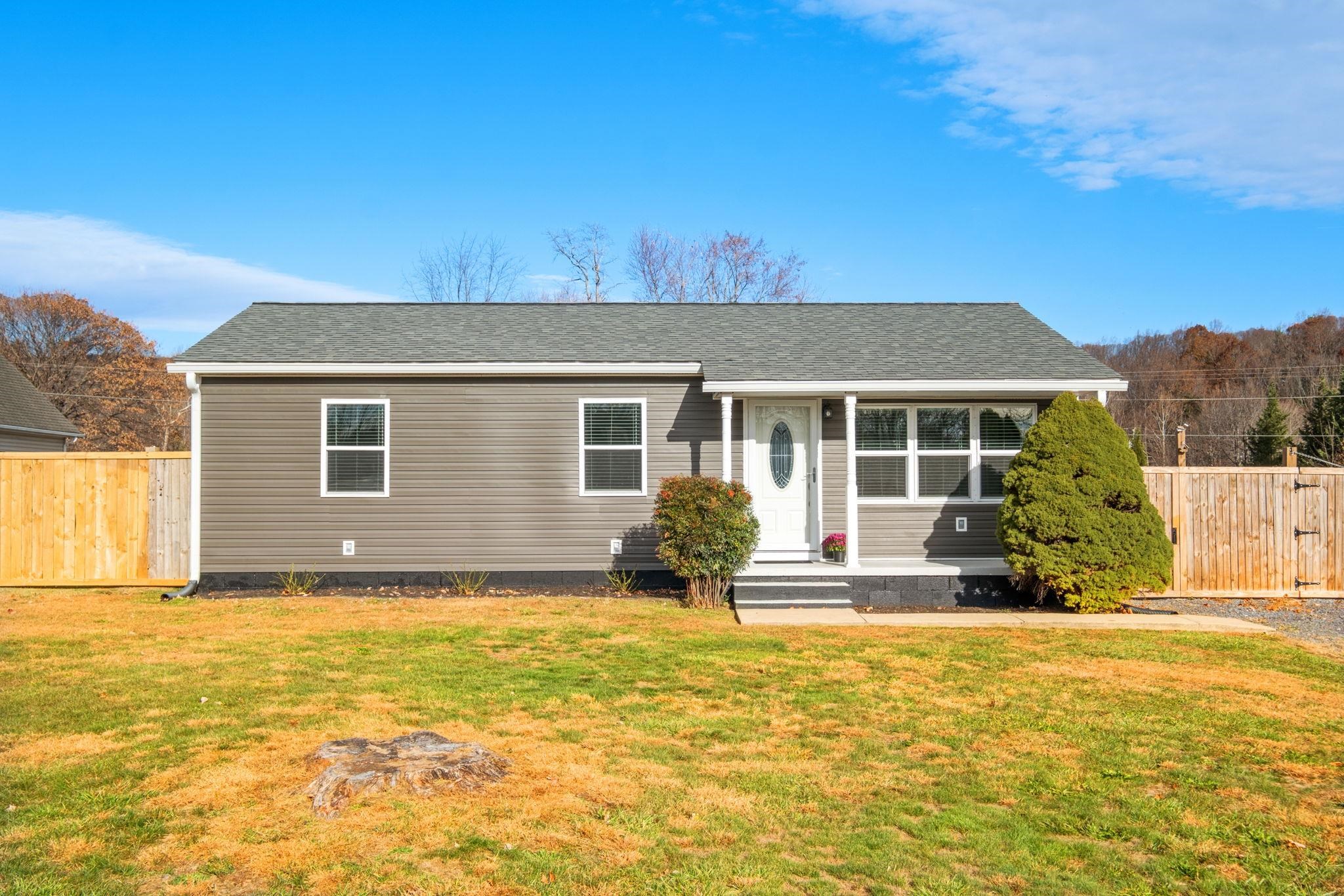 227 CRAWFORD DR, CHURCHVILLE, Virginia 24431, 3 Bedrooms Bedrooms, ,2 BathroomsBathrooms,Residential,227 CRAWFORD DR,671151 MLS # 671151 227 CRAWFORD DR, CHURCHVILLE, Virginia 24431, 3 Bedrooms Bedrooms, ,2 BathroomsBathrooms,Residential,227 CRAWFORD DR,671151 MLS # 671151