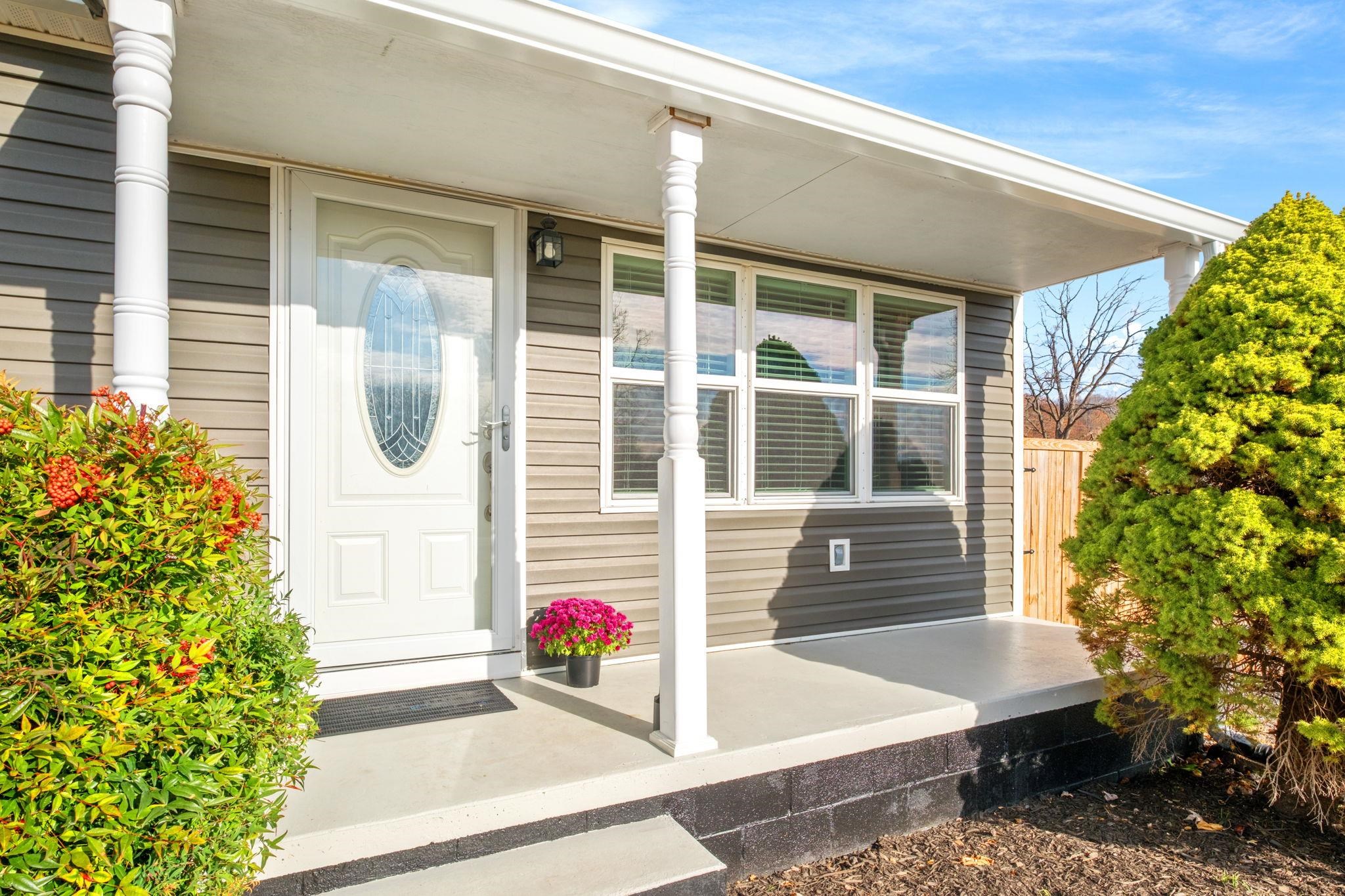 227 CRAWFORD DR, CHURCHVILLE, Virginia 24431, 3 Bedrooms Bedrooms, ,2 BathroomsBathrooms,Residential,227 CRAWFORD DR,671151 MLS # 671151 227 CRAWFORD DR, CHURCHVILLE, Virginia 24431, 3 Bedrooms Bedrooms, ,2 BathroomsBathrooms,Residential,227 CRAWFORD DR,671151 MLS # 671151