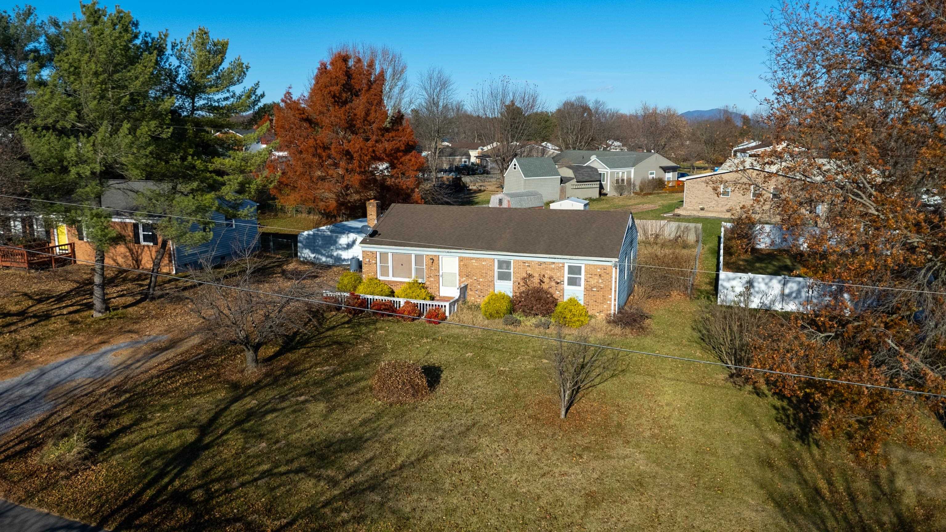 34 GENTRY RD, WEYERS CAVE, Virginia 20036, 3 Bedrooms Bedrooms, ,1 BathroomBathrooms,Residential,34 GENTRY RD,671152 MLS # 671152 34 GENTRY RD, WEYERS CAVE, Virginia 20036, 3 Bedrooms Bedrooms, ,1 BathroomBathrooms,Residential,34 GENTRY RD,671152 MLS # 671152