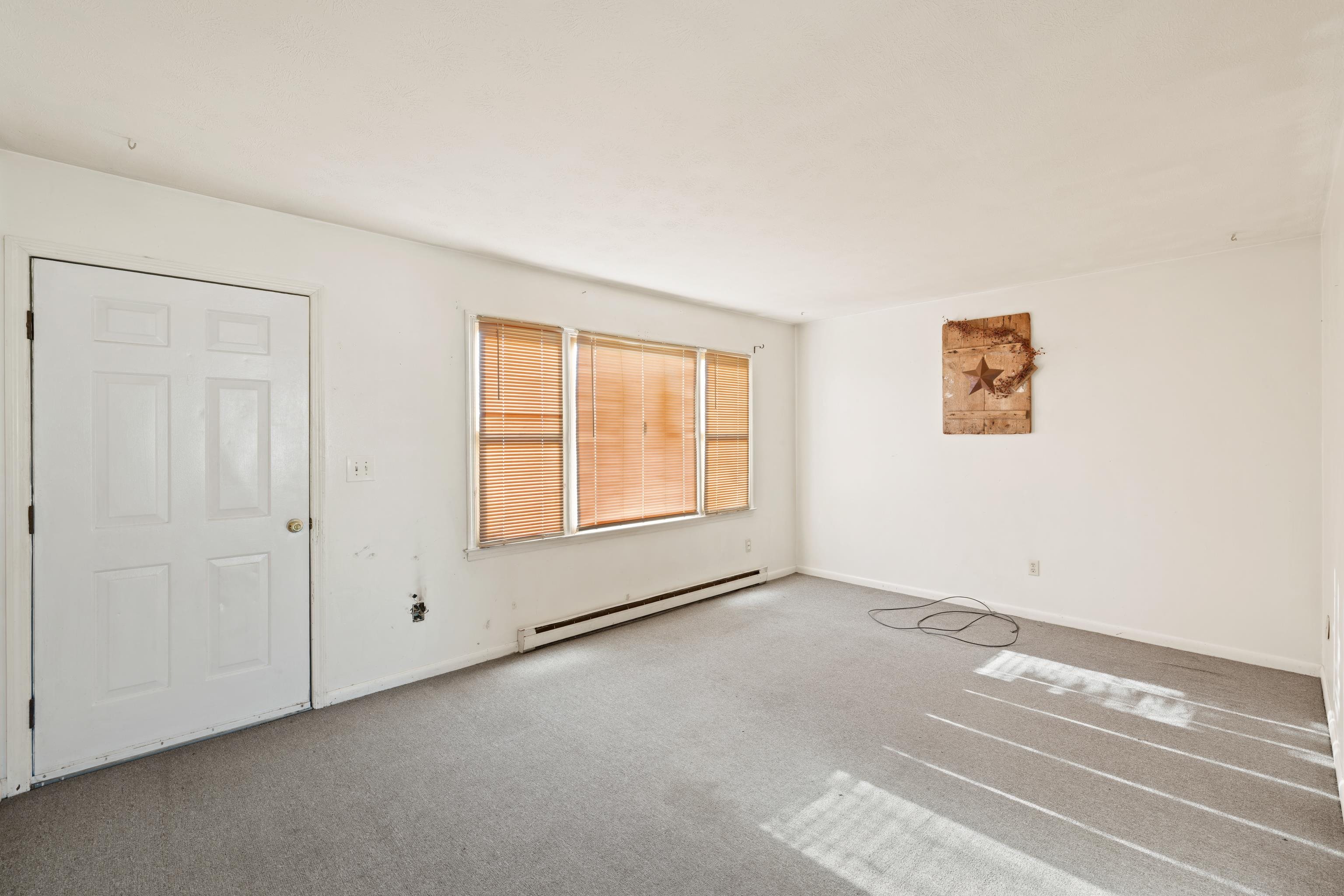 34 GENTRY RD, WEYERS CAVE, Virginia 20036, 3 Bedrooms Bedrooms, ,1 BathroomBathrooms,Residential,34 GENTRY RD,671152 MLS # 671152 34 GENTRY RD, WEYERS CAVE, Virginia 20036, 3 Bedrooms Bedrooms, ,1 BathroomBathrooms,Residential,34 GENTRY RD,671152 MLS # 671152