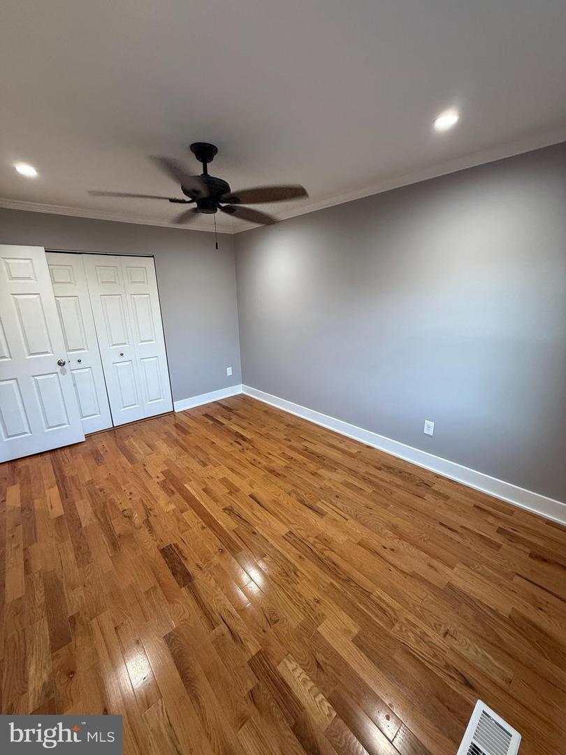 6433 FENESTRA CT #56B, BURKE, Virginia 22015, 3 Bedrooms Bedrooms, ,2 BathroomsBathrooms,Residential,For sale,6433 FENESTRA CT #56B,VAFX2278992 MLS # VAFX2278992 6433 FENESTRA CT #56B, BURKE, Virginia 22015, 3 Bedrooms Bedrooms, ,2 BathroomsBathrooms,Residential,For sale,6433 FENESTRA CT #56B,VAFX2278992 MLS # VAFX2278992