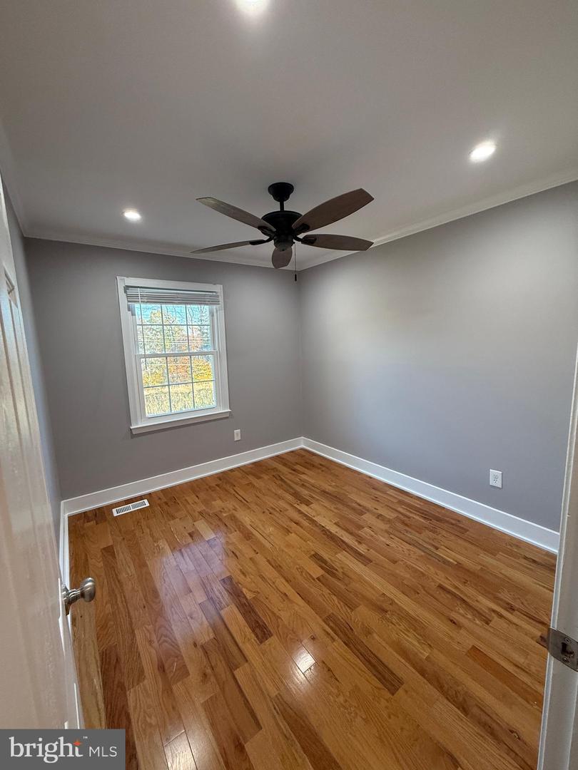 6433 FENESTRA CT #56B, BURKE, Virginia 22015, 3 Bedrooms Bedrooms, ,2 BathroomsBathrooms,Residential,For sale,6433 FENESTRA CT #56B,VAFX2278992 MLS # VAFX2278992 6433 FENESTRA CT #56B, BURKE, Virginia 22015, 3 Bedrooms Bedrooms, ,2 BathroomsBathrooms,Residential,For sale,6433 FENESTRA CT #56B,VAFX2278992 MLS # VAFX2278992