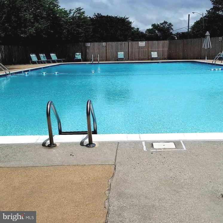 2500 N VAN DORN ST #1119, ALEXANDRIA, Virginia 22302, 1 Bedroom Bedrooms, 3 Rooms Rooms,1 BathroomBathrooms,Residential,For sale,2500 N VAN DORN ST #1119,VAAX2051794 MLS # VAAX2051794 2500 N VAN DORN ST #1119, ALEXANDRIA, Virginia 22302, 1 Bedroom Bedrooms, 3 Rooms Rooms,1 BathroomBathrooms,Residential,For sale,2500 N VAN DORN ST #1119,VAAX2051794 MLS # VAAX2051794