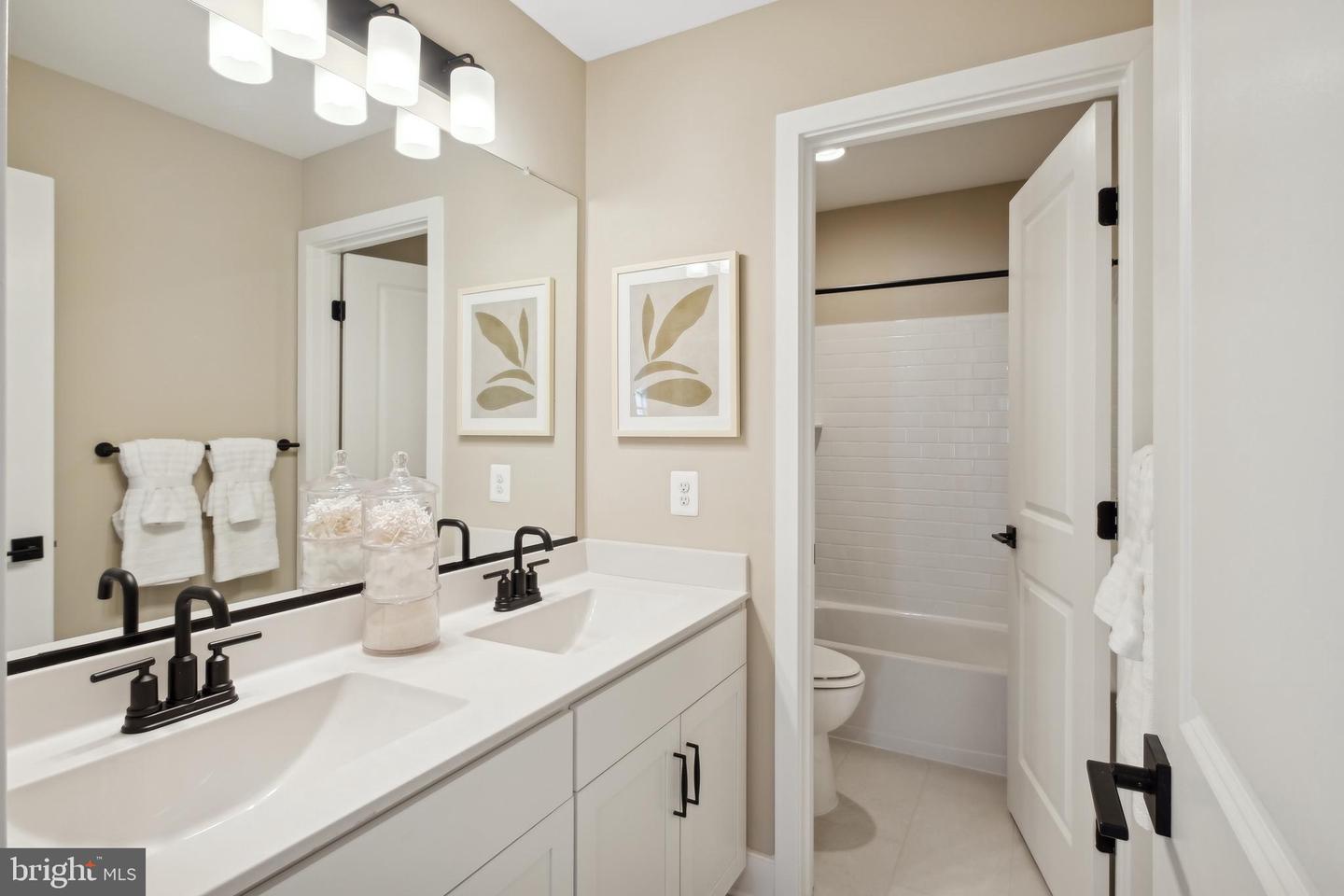 11182 HAZEL RUN WAY #LOT 91, FREDERICKSBURG, Virginia 22407, 5 Bedrooms Bedrooms, ,3 BathroomsBathrooms,Residential,For sale,11182 HAZEL RUN WAY #LOT 91,VASP2037578 MLS # VASP2037578 11182 HAZEL RUN WAY #LOT 91, FREDERICKSBURG, Virginia 22407, 5 Bedrooms Bedrooms, ,3 BathroomsBathrooms,Residential,For sale,11182 HAZEL RUN WAY #LOT 91,VASP2037578 MLS # VASP2037578