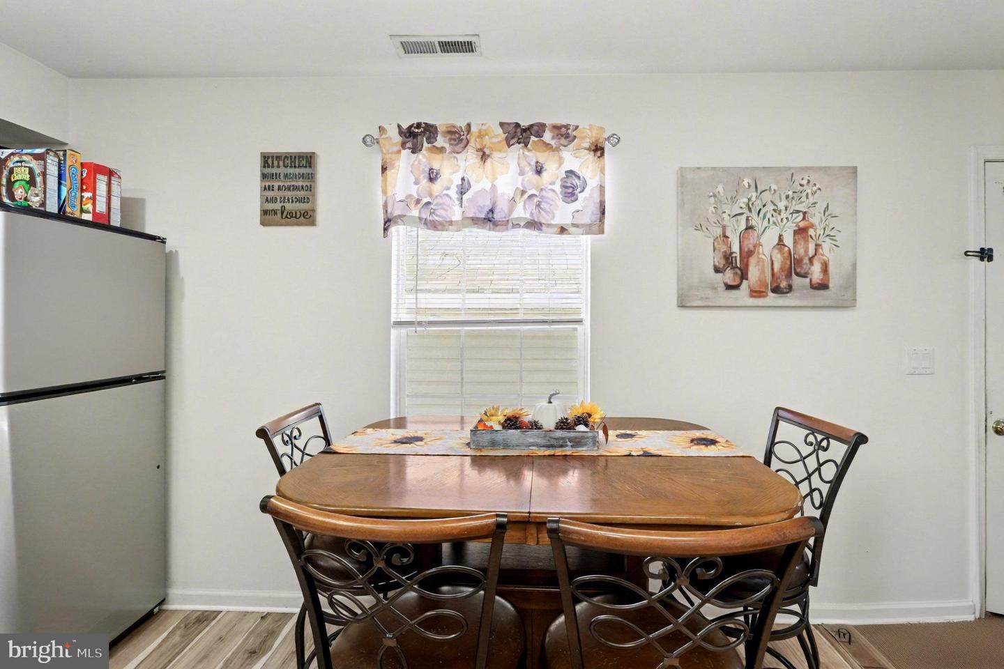 6 DOCKSIDE CT, MONTROSS, Virginia 22520, 4 Bedrooms Bedrooms, ,2 BathroomsBathrooms,Residential,For sale,6 DOCKSIDE CT,VAWE2010100 MLS # VAWE2010100 6 DOCKSIDE CT, MONTROSS, Virginia 22520, 4 Bedrooms Bedrooms, ,2 BathroomsBathrooms,Residential,For sale,6 DOCKSIDE CT,VAWE2010100 MLS # VAWE2010100