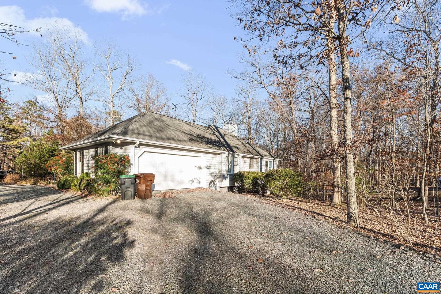 14 BRIDLEWOOD DR, PALMYRA, Virginia 22963, 3 Bedrooms Bedrooms, ,2 BathroomsBathrooms,Residential,For sale,14 BRIDLEWOOD DR,671057 MLS # 671057 14 BRIDLEWOOD DR, PALMYRA, Virginia 22963, 3 Bedrooms Bedrooms, ,2 BathroomsBathrooms,Residential,For sale,14 BRIDLEWOOD DR,671057 MLS # 671057