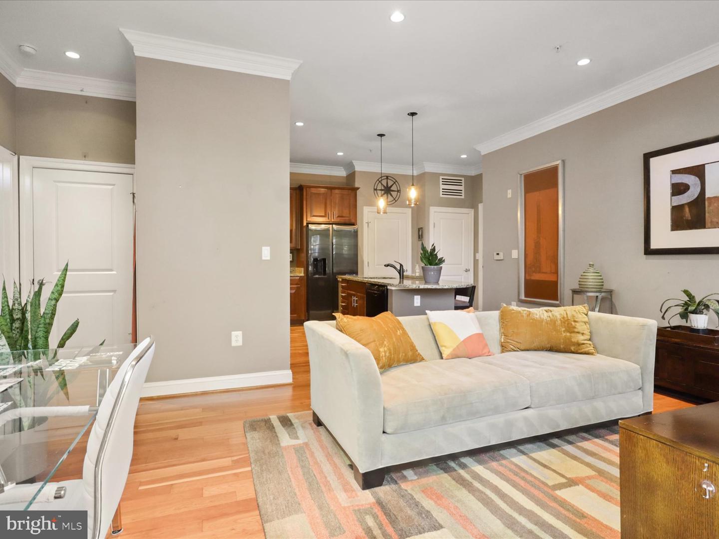 1023 N ROYAL ST #214, ALEXANDRIA, Virginia 22314, 1 Bedroom Bedrooms, ,1 BathroomBathrooms,Residential,For sale,1023 N ROYAL ST #214,VAAX2051796 MLS # VAAX2051796 1023 N ROYAL ST #214, ALEXANDRIA, Virginia 22314, 1 Bedroom Bedrooms, ,1 BathroomBathrooms,Residential,For sale,1023 N ROYAL ST #214,VAAX2051796 MLS # VAAX2051796