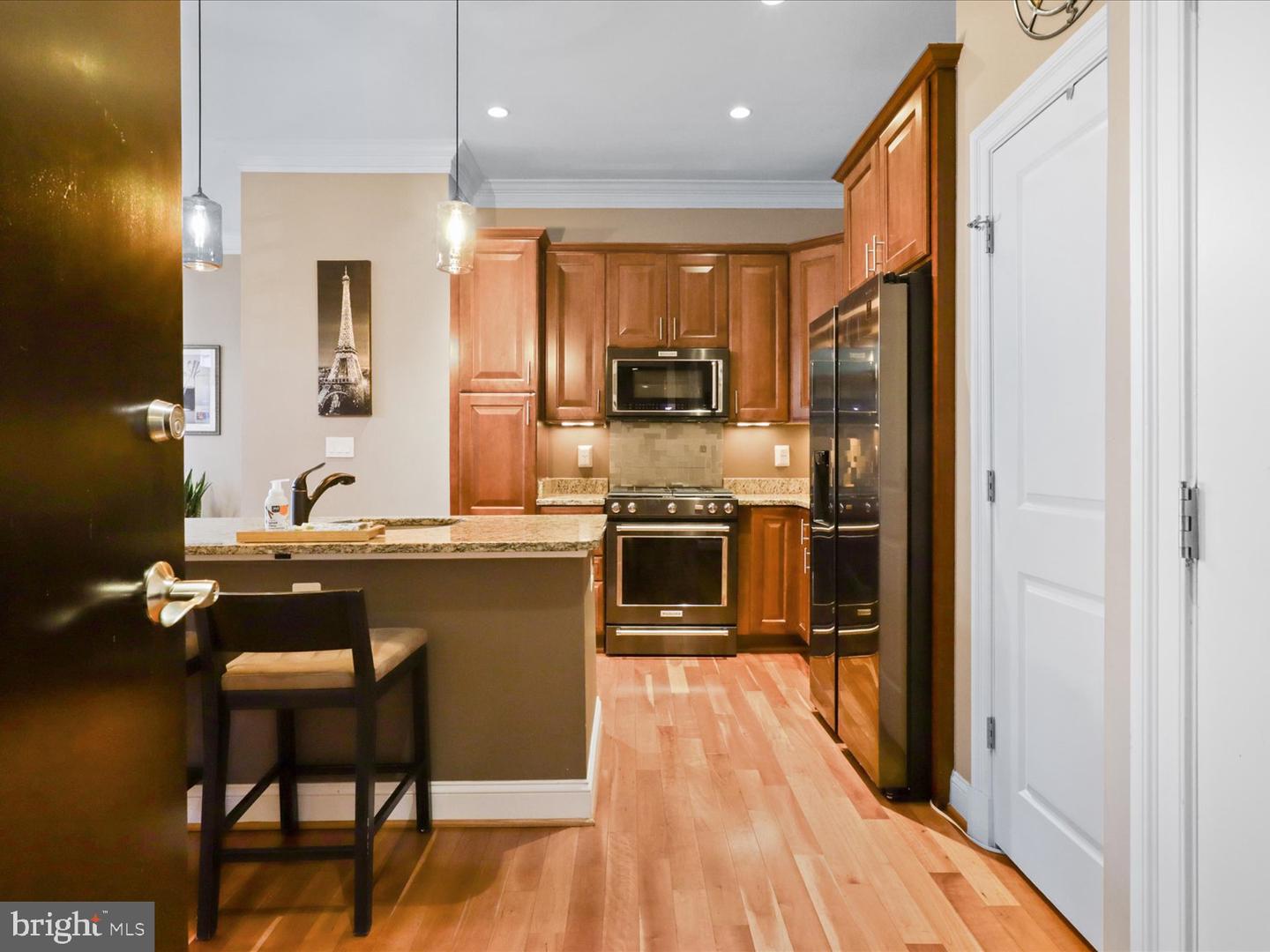 1023 N ROYAL ST #214, ALEXANDRIA, Virginia 22314, 1 Bedroom Bedrooms, ,1 BathroomBathrooms,Residential,For sale,1023 N ROYAL ST #214,VAAX2051796 MLS # VAAX2051796 1023 N ROYAL ST #214, ALEXANDRIA, Virginia 22314, 1 Bedroom Bedrooms, ,1 BathroomBathrooms,Residential,For sale,1023 N ROYAL ST #214,VAAX2051796 MLS # VAAX2051796