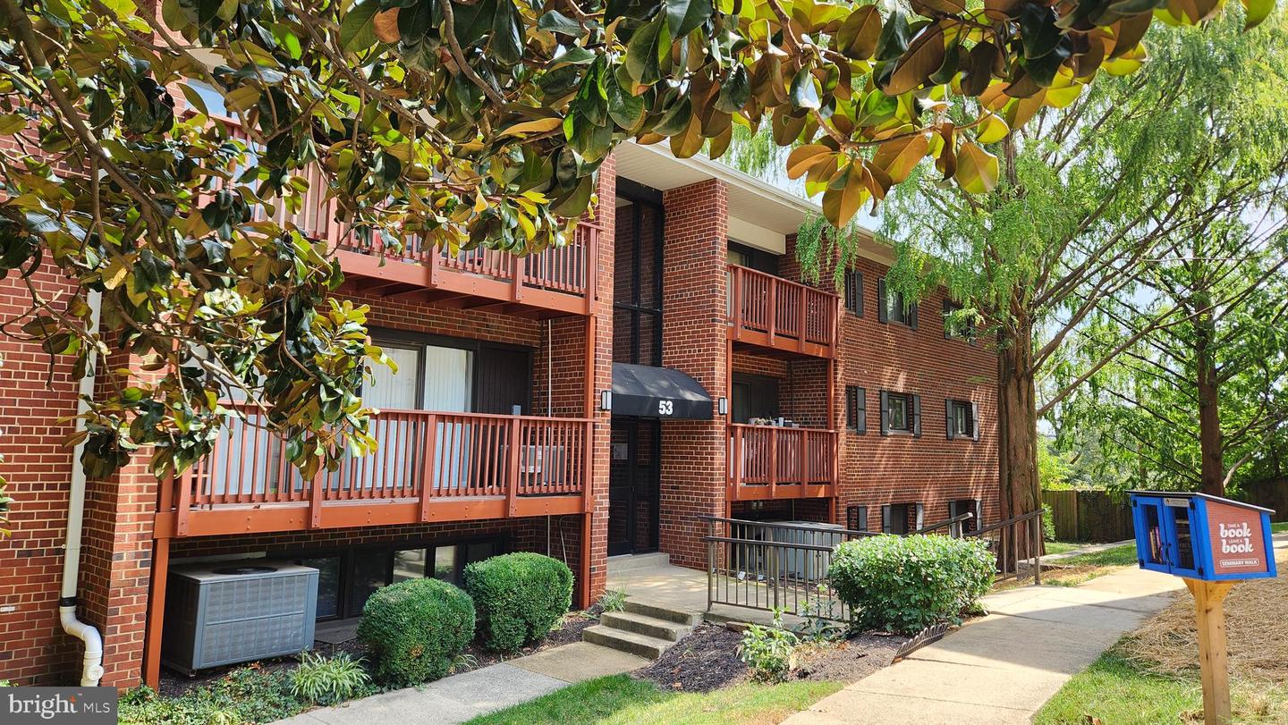 53 SKYHILL RD #301, ALEXANDRIA, Virginia 22314, 2 Bedrooms Bedrooms, ,2 BathroomsBathrooms,Residential,For sale,53 SKYHILL RD #301,VAAX2051798 MLS # VAAX2051798 53 SKYHILL RD #301, ALEXANDRIA, Virginia 22314, 2 Bedrooms Bedrooms, ,2 BathroomsBathrooms,Residential,For sale,53 SKYHILL RD #301,VAAX2051798 MLS # VAAX2051798