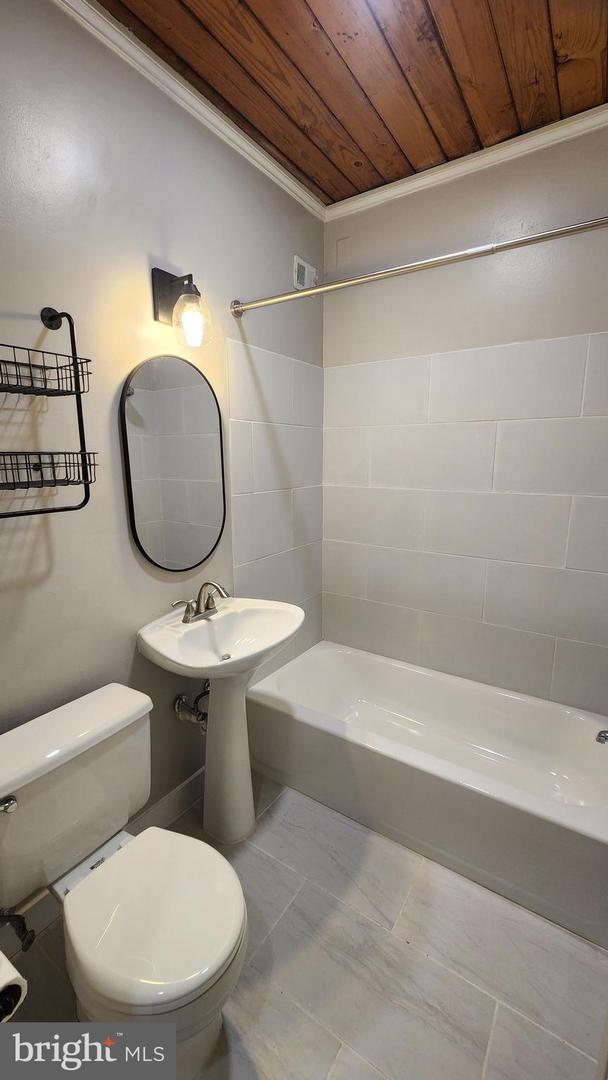 53 SKYHILL RD #301, ALEXANDRIA, Virginia 22314, 2 Bedrooms Bedrooms, ,2 BathroomsBathrooms,Residential,For sale,53 SKYHILL RD #301,VAAX2051798 MLS # VAAX2051798 53 SKYHILL RD #301, ALEXANDRIA, Virginia 22314, 2 Bedrooms Bedrooms, ,2 BathroomsBathrooms,Residential,For sale,53 SKYHILL RD #301,VAAX2051798 MLS # VAAX2051798