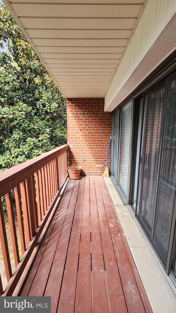 53 SKYHILL RD #301, ALEXANDRIA, Virginia 22314, 2 Bedrooms Bedrooms, ,2 BathroomsBathrooms,Residential,For sale,53 SKYHILL RD #301,VAAX2051798 MLS # VAAX2051798 53 SKYHILL RD #301, ALEXANDRIA, Virginia 22314, 2 Bedrooms Bedrooms, ,2 BathroomsBathrooms,Residential,For sale,53 SKYHILL RD #301,VAAX2051798 MLS # VAAX2051798