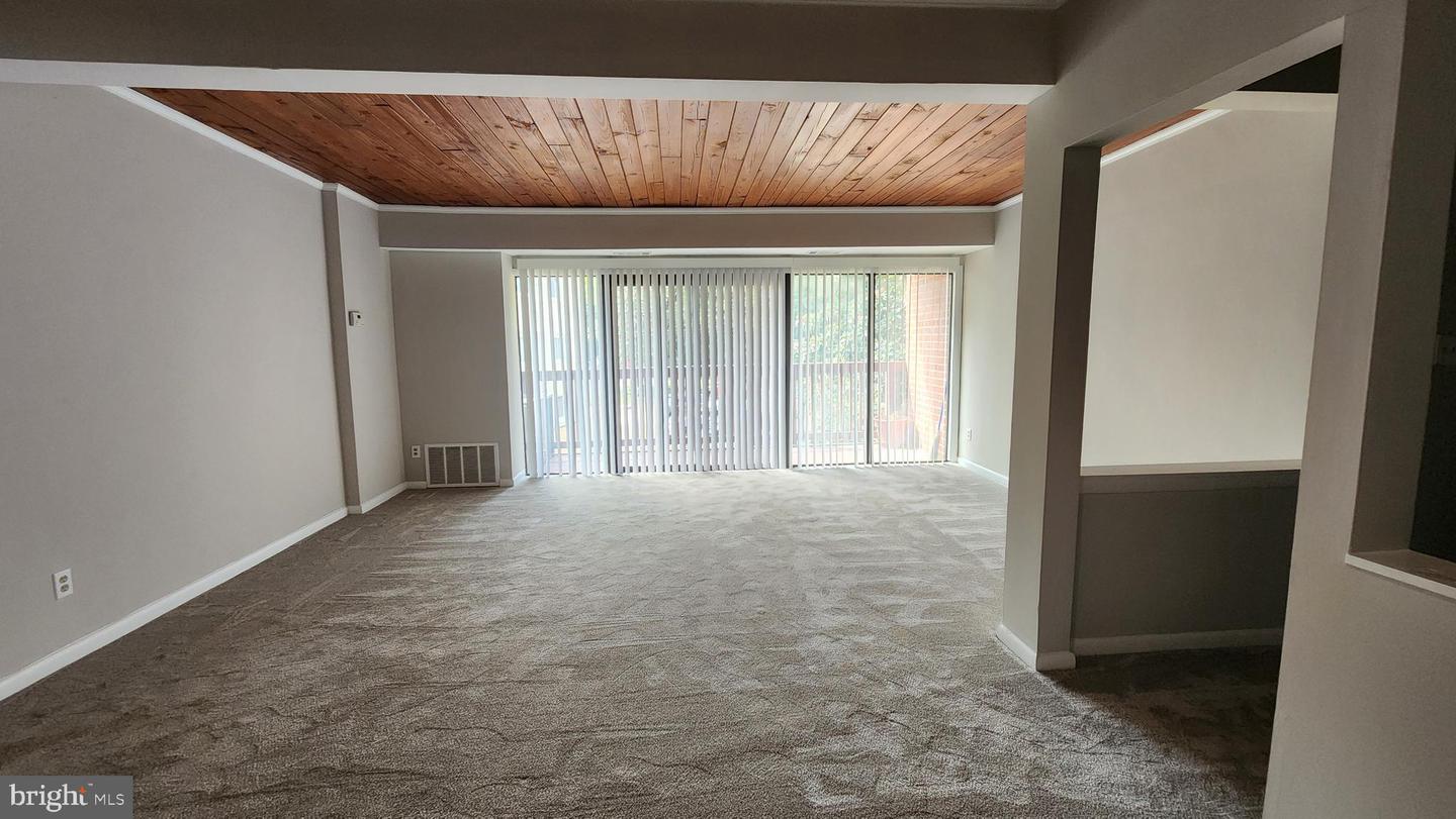 53 SKYHILL RD #301, ALEXANDRIA, Virginia 22314, 2 Bedrooms Bedrooms, ,2 BathroomsBathrooms,Residential,For sale,53 SKYHILL RD #301,VAAX2051798 MLS # VAAX2051798 53 SKYHILL RD #301, ALEXANDRIA, Virginia 22314, 2 Bedrooms Bedrooms, ,2 BathroomsBathrooms,Residential,For sale,53 SKYHILL RD #301,VAAX2051798 MLS # VAAX2051798