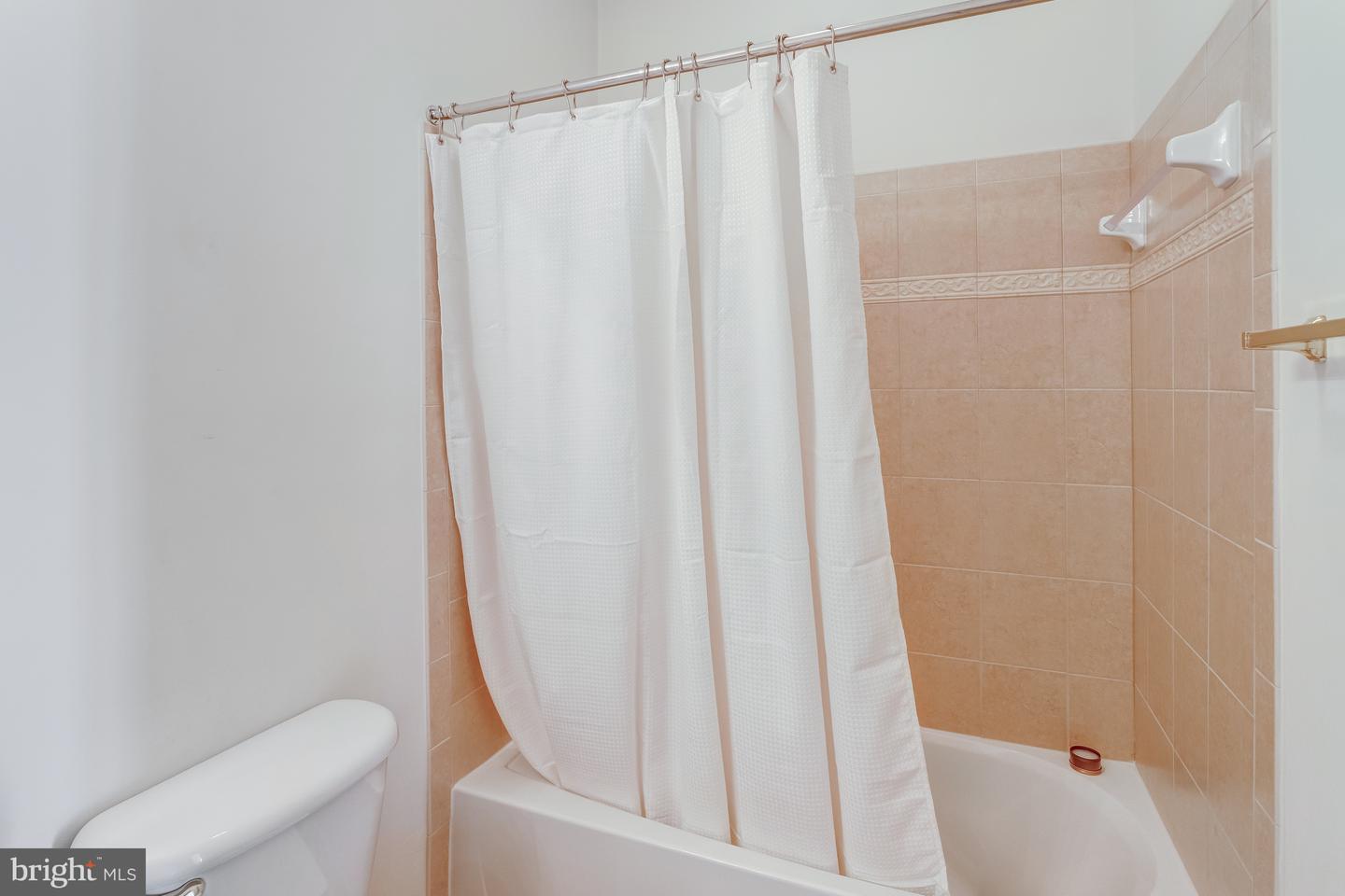 17401 FOUR SEASONS DR, DUMFRIES, Virginia 22025, 3 Bedrooms Bedrooms, ,2 BathroomsBathrooms,Residential,For sale,17401 FOUR SEASONS DR,VAPW2107740 MLS # VAPW2107740 17401 FOUR SEASONS DR, DUMFRIES, Virginia 22025, 3 Bedrooms Bedrooms, ,2 BathroomsBathrooms,Residential,For sale,17401 FOUR SEASONS DR,VAPW2107740 MLS # VAPW2107740