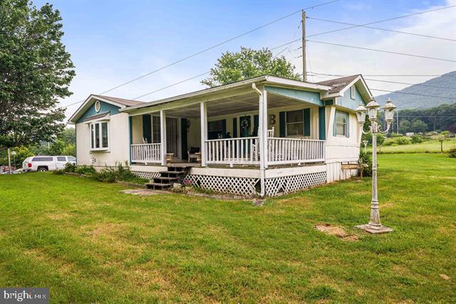 481 ELDON YATES DR, STANLEY, Virginia 22851, 3 Bedrooms Bedrooms, ,1 BathroomBathrooms,Residential,For sale,481 ELDON YATES DR,VAPA2005602 MLS # VAPA2005602 481 ELDON YATES DR, STANLEY, Virginia 22851, 3 Bedrooms Bedrooms, ,1 BathroomBathrooms,Residential,For sale,481 ELDON YATES DR,VAPA2005602 MLS # VAPA2005602