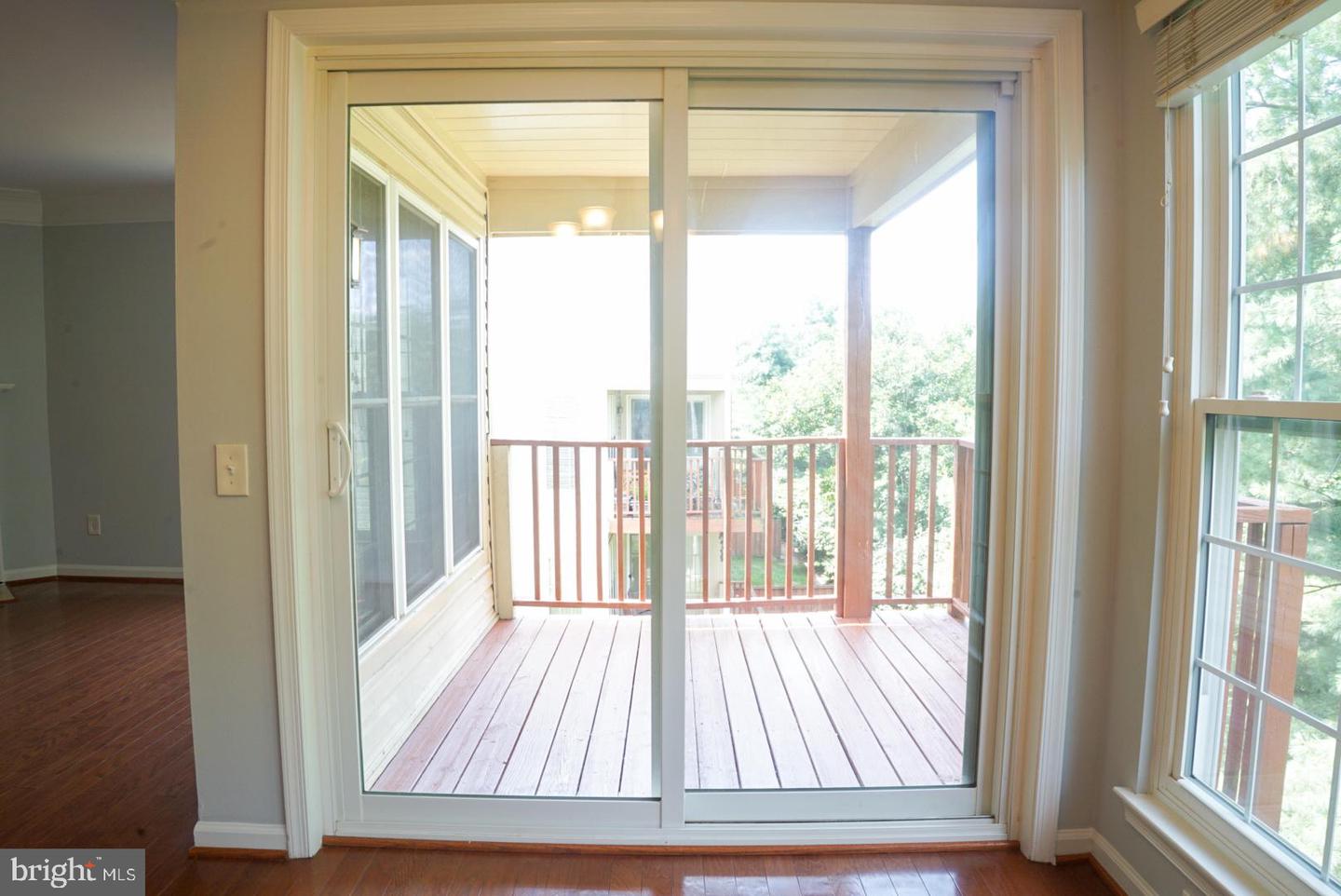 2816 EMMA LEE ST #301, FALLS CHURCH, Virginia 22042, 2 Bedrooms Bedrooms, ,2 BathroomsBathrooms,Residential,For sale,2816 EMMA LEE ST #301,VAFX2279036 MLS # VAFX2279036 2816 EMMA LEE ST #301, FALLS CHURCH, Virginia 22042, 2 Bedrooms Bedrooms, ,2 BathroomsBathrooms,Residential,For sale,2816 EMMA LEE ST #301,VAFX2279036 MLS # VAFX2279036