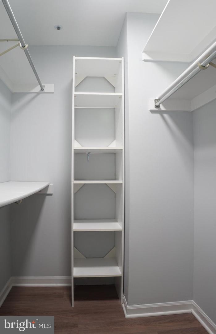 2816 EMMA LEE ST #301, FALLS CHURCH, Virginia 22042, 2 Bedrooms Bedrooms, ,2 BathroomsBathrooms,Residential,For sale,2816 EMMA LEE ST #301,VAFX2279036 MLS # VAFX2279036 2816 EMMA LEE ST #301, FALLS CHURCH, Virginia 22042, 2 Bedrooms Bedrooms, ,2 BathroomsBathrooms,Residential,For sale,2816 EMMA LEE ST #301,VAFX2279036 MLS # VAFX2279036