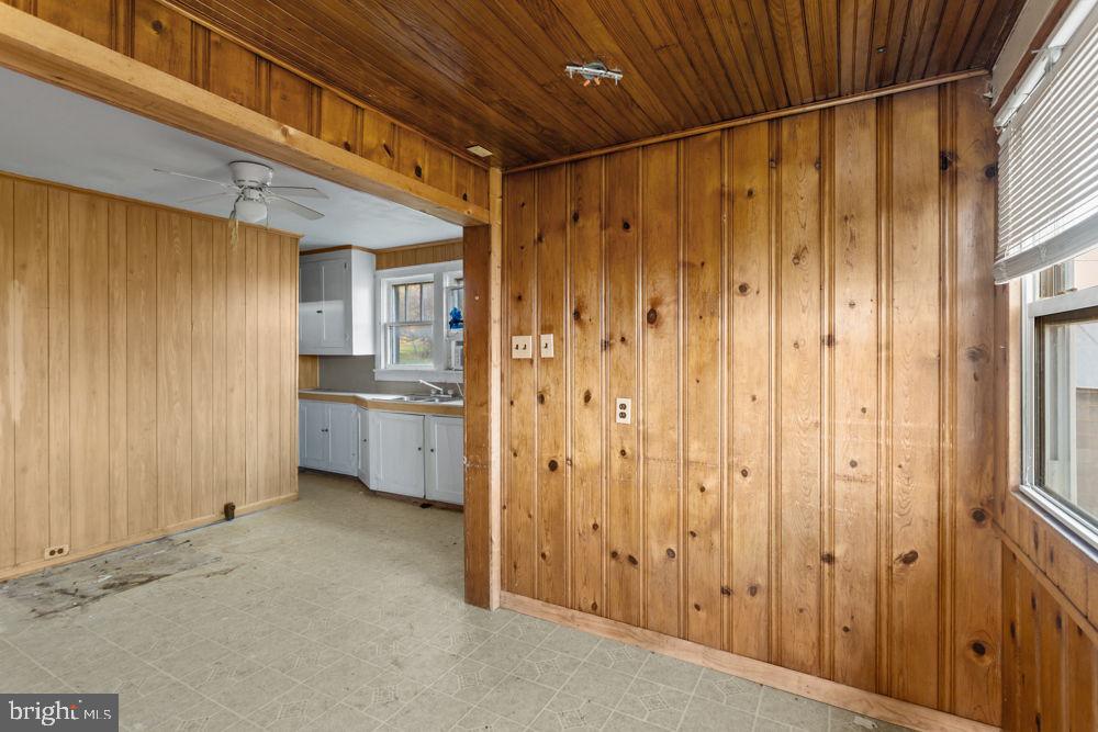 3190 WINSINGER DR, BROADWAY, Virginia 22815, 4 Bedrooms Bedrooms, ,1 BathroomBathrooms,Residential,For sale,3190 WINSINGER DR,VARO2002736 MLS # VARO2002736 3190 WINSINGER DR, BROADWAY, Virginia 22815, 4 Bedrooms Bedrooms, ,1 BathroomBathrooms,Residential,For sale,3190 WINSINGER DR,VARO2002736 MLS # VARO2002736