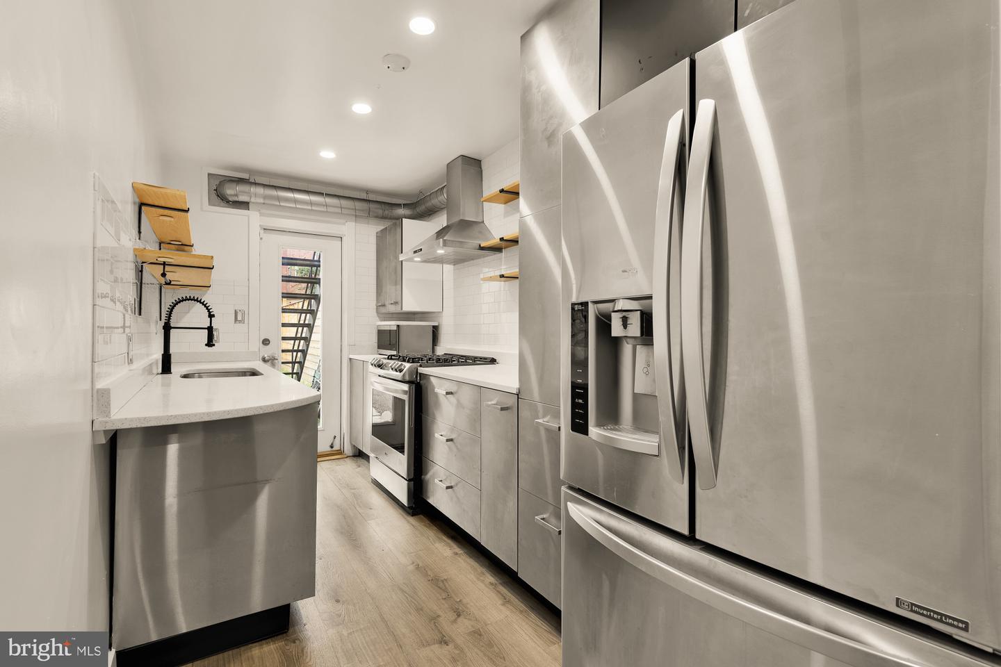 215 HAWAII AVE NE, WASHINGTON, District Of Columbia 20011, 3 Bedrooms Bedrooms, ,2 BathroomsBathrooms,Residential,For sale,215 HAWAII AVE NE,DCDC2231752 MLS # DCDC2231752 215 HAWAII AVE NE, WASHINGTON, District Of Columbia 20011, 3 Bedrooms Bedrooms, ,2 BathroomsBathrooms,Residential,For sale,215 HAWAII AVE NE,DCDC2231752 MLS # DCDC2231752