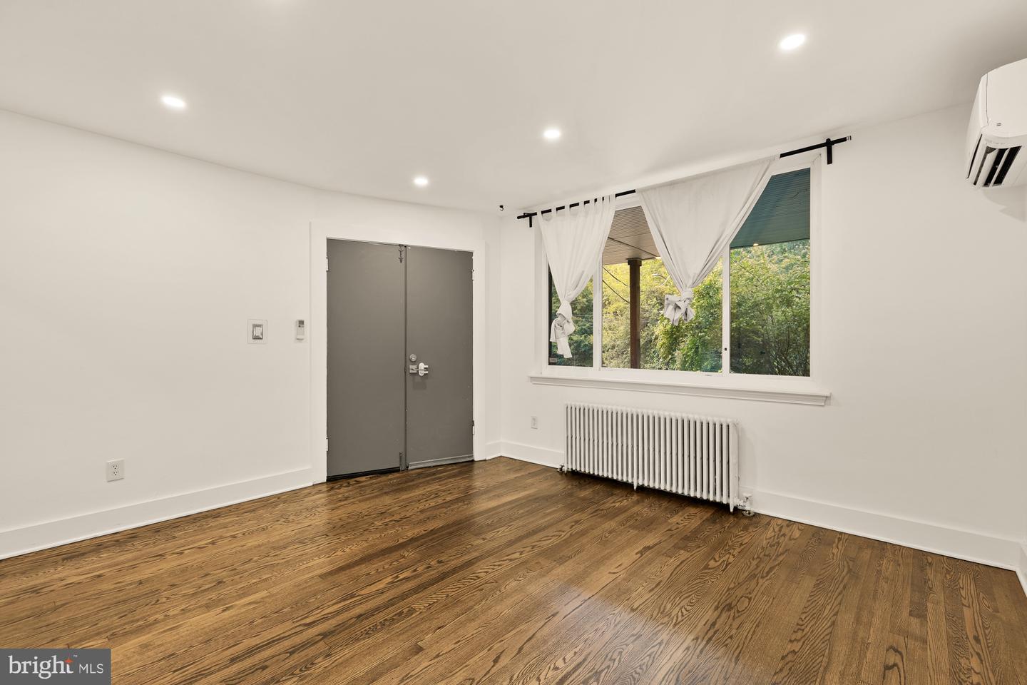 215 HAWAII AVE NE, WASHINGTON, District Of Columbia 20011, 3 Bedrooms Bedrooms, ,2 BathroomsBathrooms,Residential,For sale,215 HAWAII AVE NE,DCDC2231752 MLS # DCDC2231752 215 HAWAII AVE NE, WASHINGTON, District Of Columbia 20011, 3 Bedrooms Bedrooms, ,2 BathroomsBathrooms,Residential,For sale,215 HAWAII AVE NE,DCDC2231752 MLS # DCDC2231752