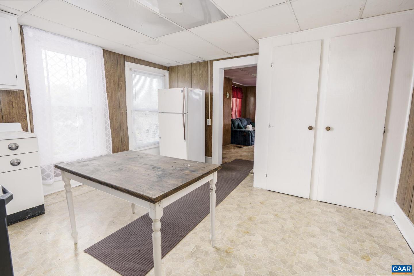 601 LONG AVE, SHENANDOAH, Virginia 22849, 4 Bedrooms Bedrooms, ,2 BathroomsBathrooms,Residential,For sale,601 LONG AVE,671072 MLS # 671072 601 LONG AVE, SHENANDOAH, Virginia 22849, 4 Bedrooms Bedrooms, ,2 BathroomsBathrooms,Residential,For sale,601 LONG AVE,671072 MLS # 671072