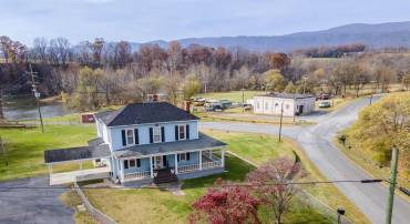 601 LONG AVE, SHENANDOAH, Virginia 22849, 4 Bedrooms Bedrooms, ,2 BathroomsBathrooms,Residential,For sale,601 LONG AVE,671072 MLS # 671072
