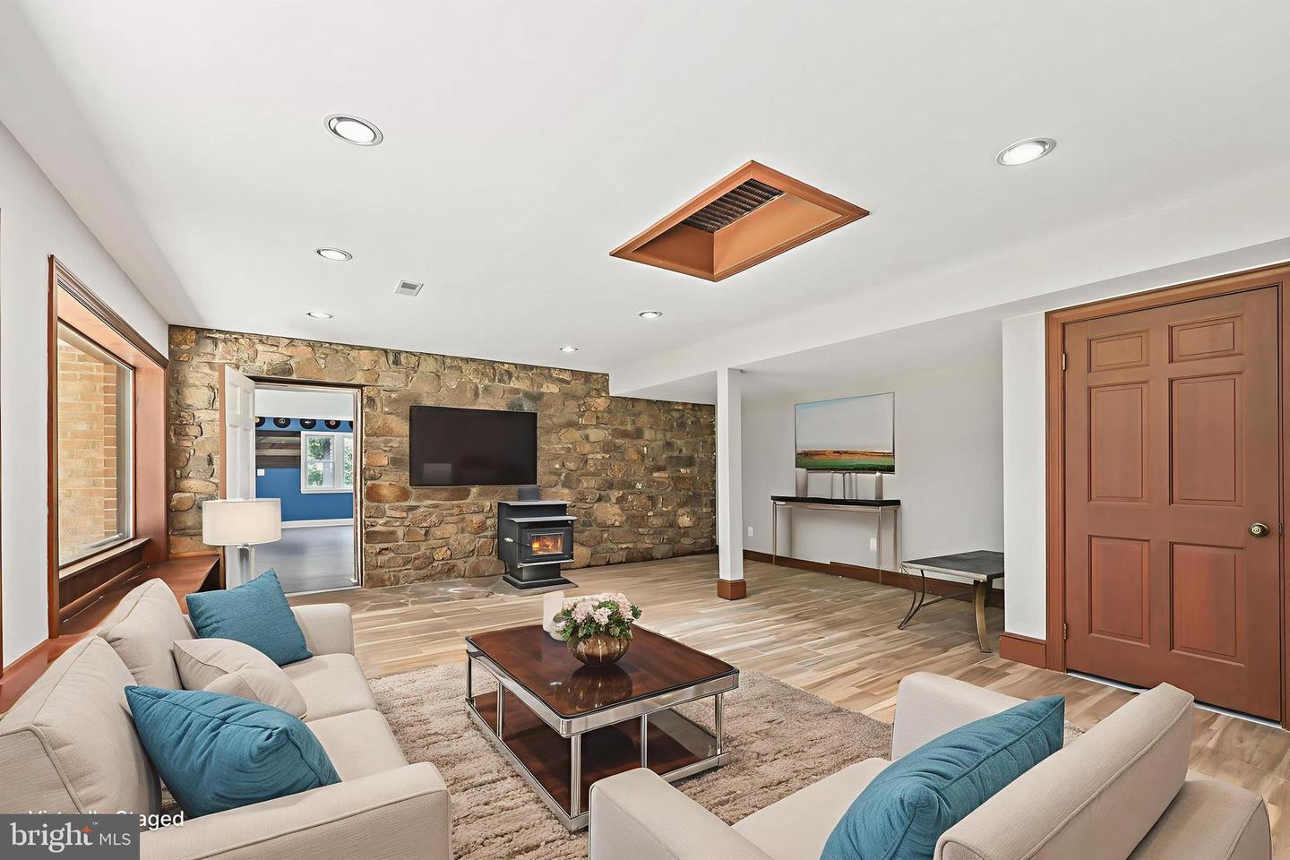 7333 FOX CALL LN, WARRENTON, Virginia 20186, 5 Bedrooms Bedrooms, ,3 BathroomsBathrooms,Residential,For sale,7333 FOX CALL LN,VAFQ2019670 MLS # VAFQ2019670 7333 FOX CALL LN, WARRENTON, Virginia 20186, 5 Bedrooms Bedrooms, ,3 BathroomsBathrooms,Residential,For sale,7333 FOX CALL LN,VAFQ2019670 MLS # VAFQ2019670