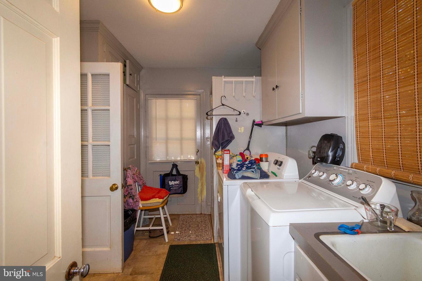 358 MAIN ST, ORANGE, Virginia 22960, 4 Bedrooms Bedrooms, ,3 BathroomsBathrooms,Residential,For sale,358 MAIN ST,VAOR2012796 MLS # VAOR2012796 358 MAIN ST, ORANGE, Virginia 22960, 4 Bedrooms Bedrooms, ,3 BathroomsBathrooms,Residential,For sale,358 MAIN ST,VAOR2012796 MLS # VAOR2012796