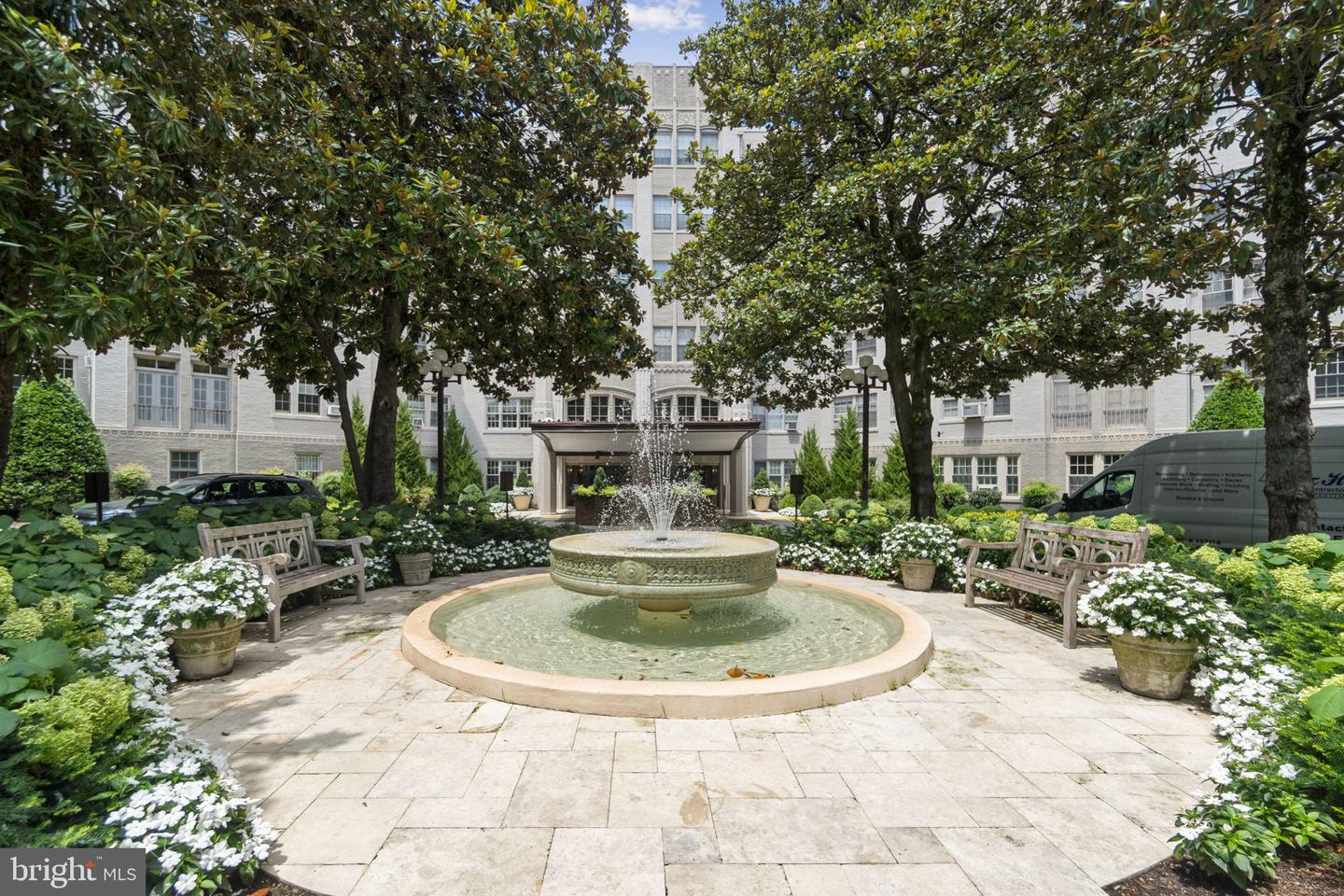 2737 DEVONSHIRE PL NW #503, WASHINGTON, District Of Columbia 20008, 2 Bedrooms Bedrooms, ,2 BathroomsBathrooms,Residential,For sale,2737 DEVONSHIRE PL NW #503,DCDC2211530 MLS # DCDC2211530 2737 DEVONSHIRE PL NW #503, WASHINGTON, District Of Columbia 20008, 2 Bedrooms Bedrooms, ,2 BathroomsBathrooms,Residential,For sale,2737 DEVONSHIRE PL NW #503,DCDC2211530 MLS # DCDC2211530