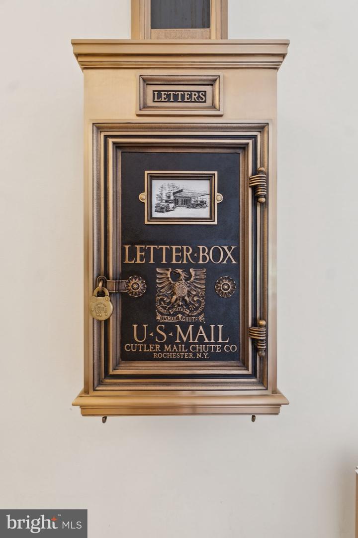 2737 DEVONSHIRE PL NW #503, WASHINGTON, District Of Columbia 20008, 2 Bedrooms Bedrooms, ,2 BathroomsBathrooms,Residential,For sale,2737 DEVONSHIRE PL NW #503,DCDC2211530 MLS # DCDC2211530 2737 DEVONSHIRE PL NW #503, WASHINGTON, District Of Columbia 20008, 2 Bedrooms Bedrooms, ,2 BathroomsBathrooms,Residential,For sale,2737 DEVONSHIRE PL NW #503,DCDC2211530 MLS # DCDC2211530