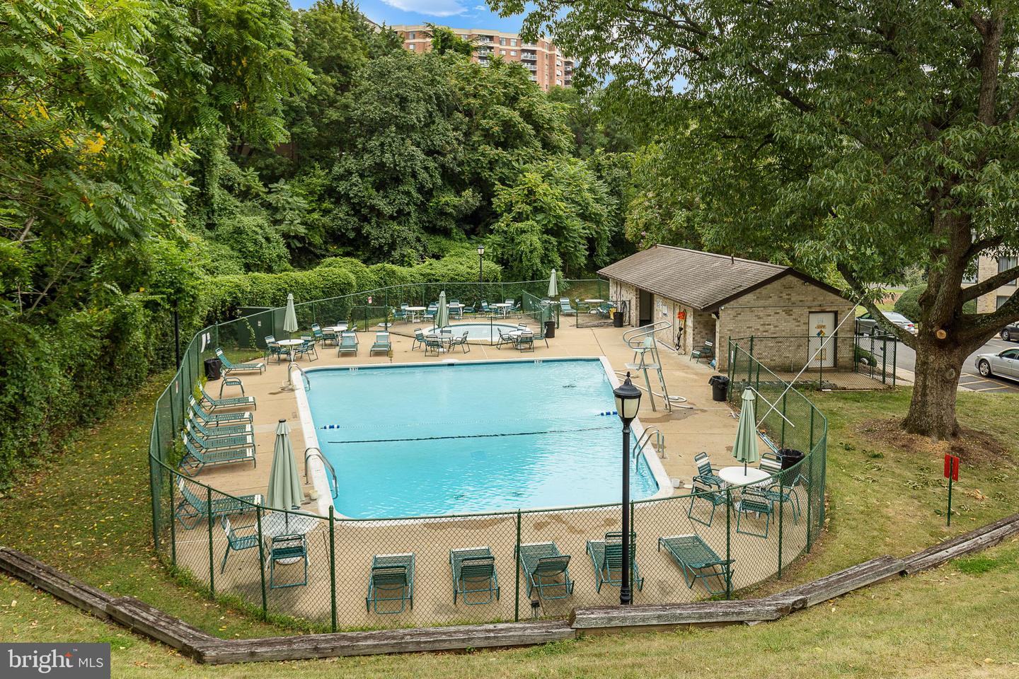 6151 EDSALL RD #I, ALEXANDRIA, Virginia 22304, 2 Bedrooms Bedrooms, ,1 BathroomBathrooms,Residential,For sale,6151 EDSALL RD #I,VAAX2048800 MLS # VAAX2048800