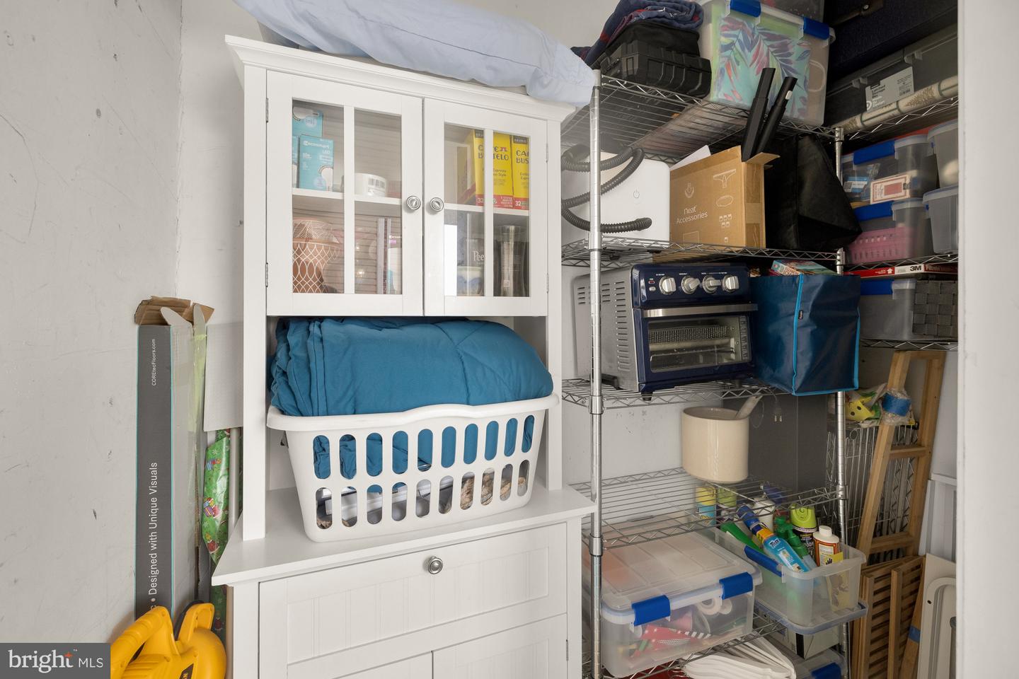 3309 WYNDHAM CIR #3180, ALEXANDRIA, Virginia 22302, 1 Bedroom Bedrooms, ,1 BathroomBathrooms,Residential,For sale,3309 WYNDHAM CIR #3180,VAAX2049564 MLS # VAAX2049564