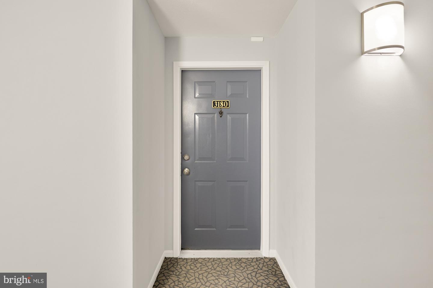 3309 WYNDHAM CIR #3180, ALEXANDRIA, Virginia 22302, 1 Bedroom Bedrooms, ,1 BathroomBathrooms,Residential,For sale,3309 WYNDHAM CIR #3180,VAAX2049564 MLS # VAAX2049564