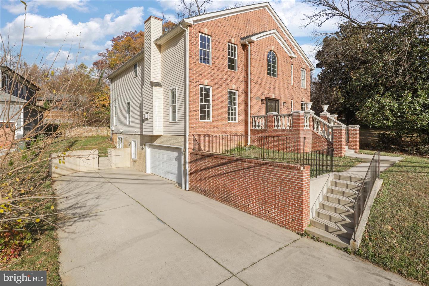 2659 MILITARY RD, ARLINGTON, Virginia 22207, 5 Bedrooms Bedrooms, ,4 BathroomsBathrooms,Residential,For sale,2659 MILITARY RD,VAAR2065136 MLS # VAAR2065136 2659 MILITARY RD, ARLINGTON, Virginia 22207, 5 Bedrooms Bedrooms, ,4 BathroomsBathrooms,Residential,For sale,2659 MILITARY RD,VAAR2065136 MLS # VAAR2065136