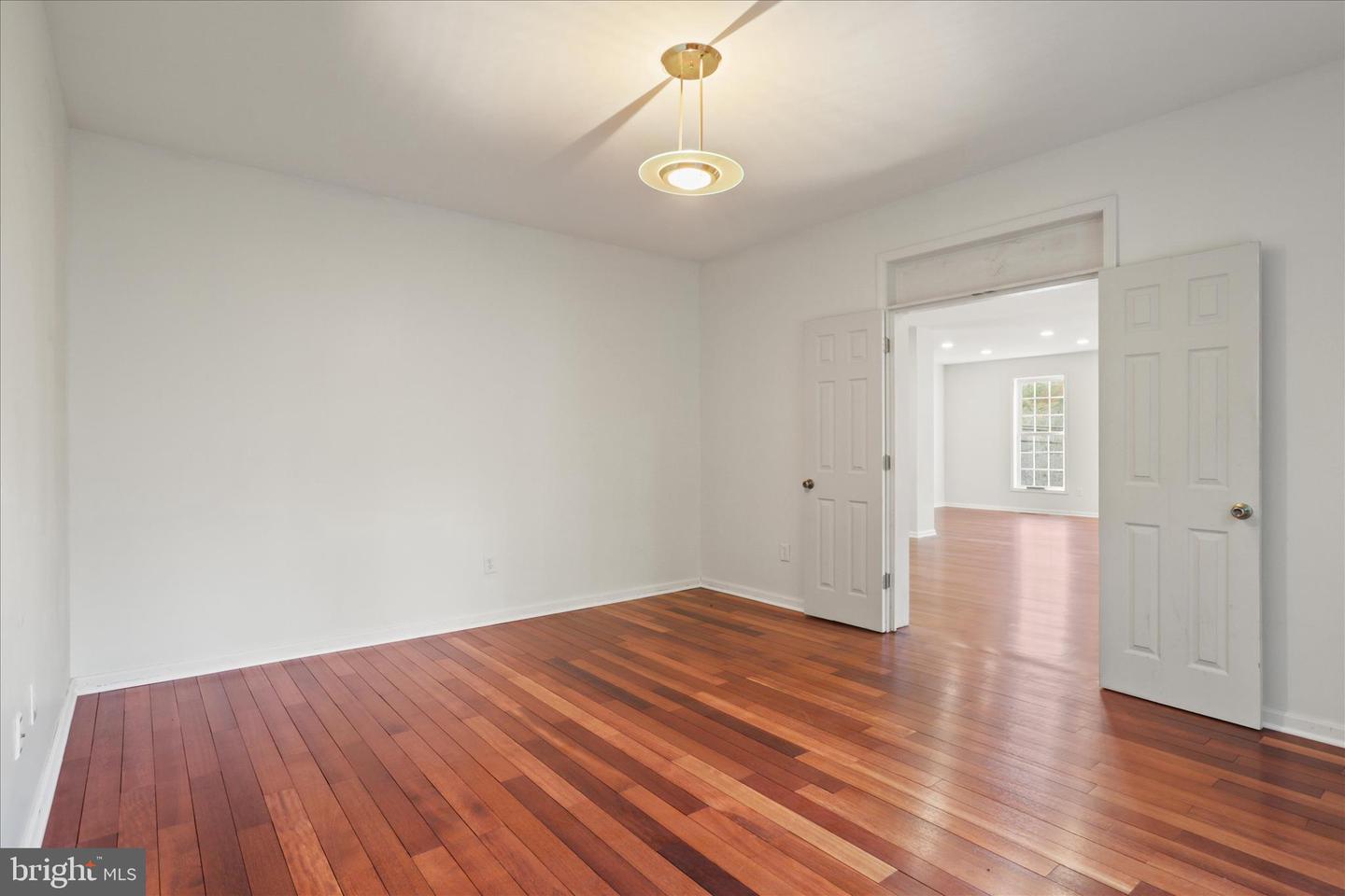 2659 MILITARY RD, ARLINGTON, Virginia 22207, 5 Bedrooms Bedrooms, ,4 BathroomsBathrooms,Residential,For sale,2659 MILITARY RD,VAAR2065136 MLS # VAAR2065136 2659 MILITARY RD, ARLINGTON, Virginia 22207, 5 Bedrooms Bedrooms, ,4 BathroomsBathrooms,Residential,For sale,2659 MILITARY RD,VAAR2065136 MLS # VAAR2065136