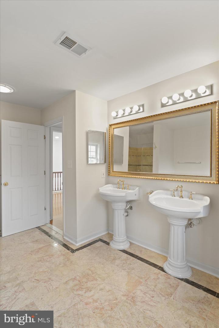 2659 MILITARY RD, ARLINGTON, Virginia 22207, 5 Bedrooms Bedrooms, ,4 BathroomsBathrooms,Residential,For sale,2659 MILITARY RD,VAAR2065136 MLS # VAAR2065136 2659 MILITARY RD, ARLINGTON, Virginia 22207, 5 Bedrooms Bedrooms, ,4 BathroomsBathrooms,Residential,For sale,2659 MILITARY RD,VAAR2065136 MLS # VAAR2065136